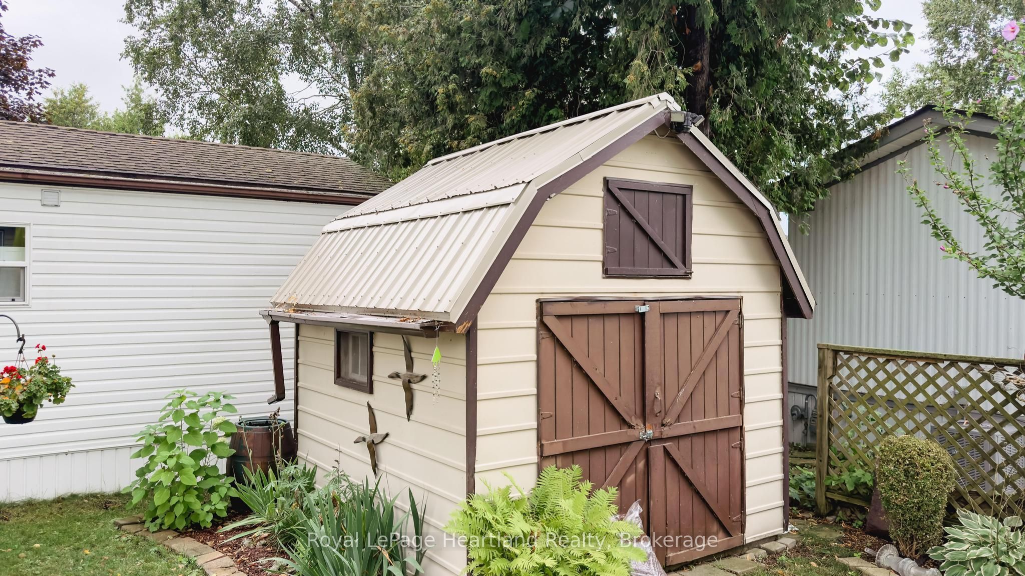 41 Cherokee Lane Property Photo 20