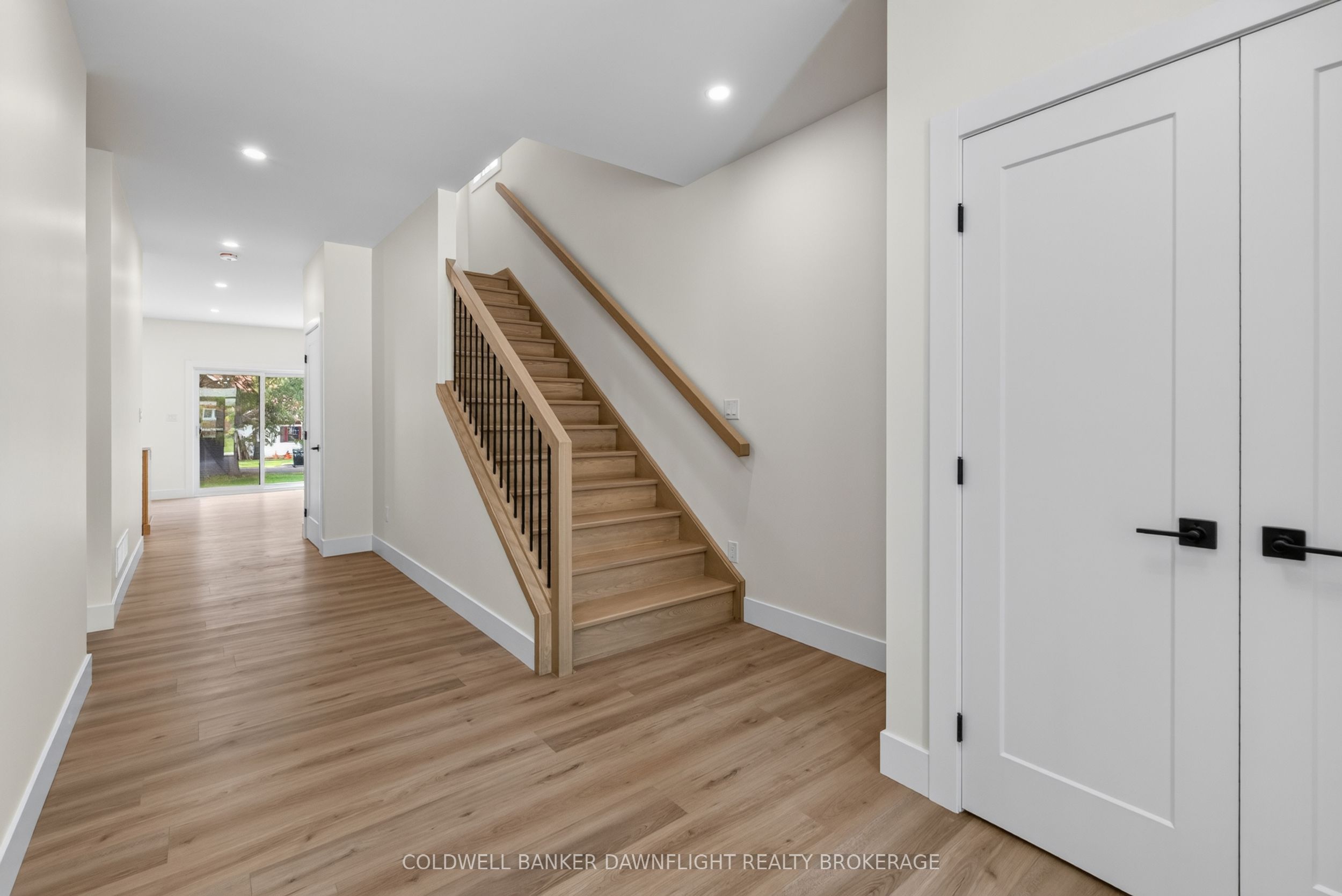117 James Street Property Photo 4