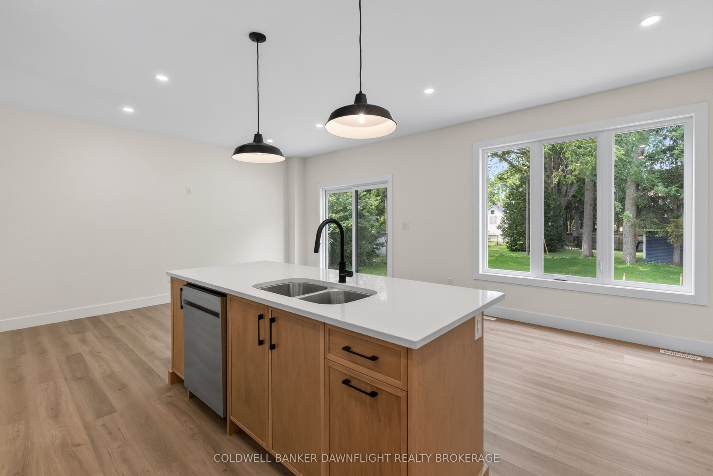 119 James Street Property Photo 7