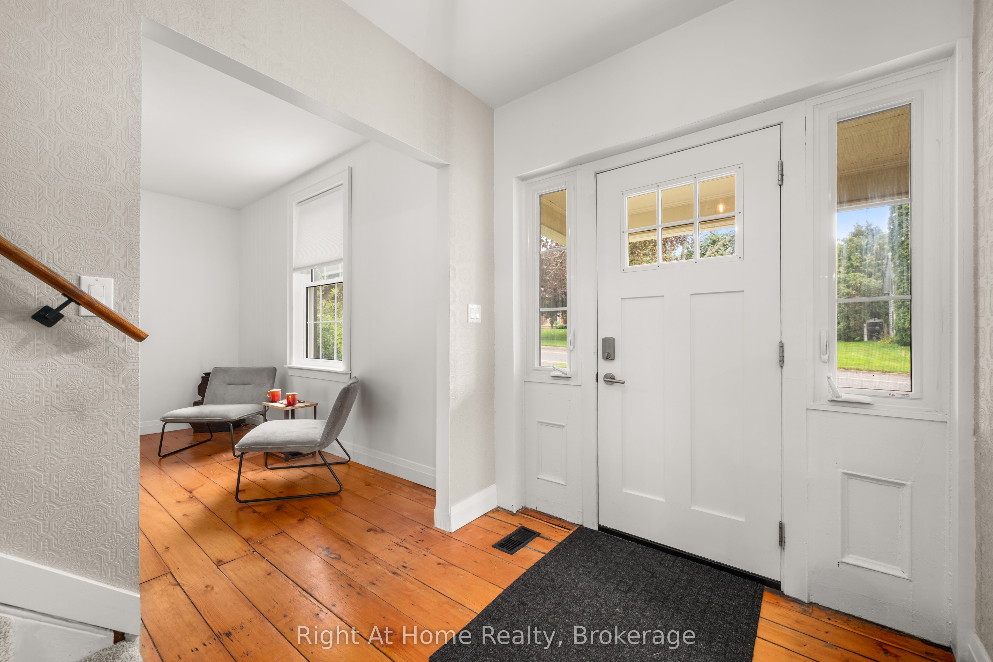 88 King Street E Property Photo 9