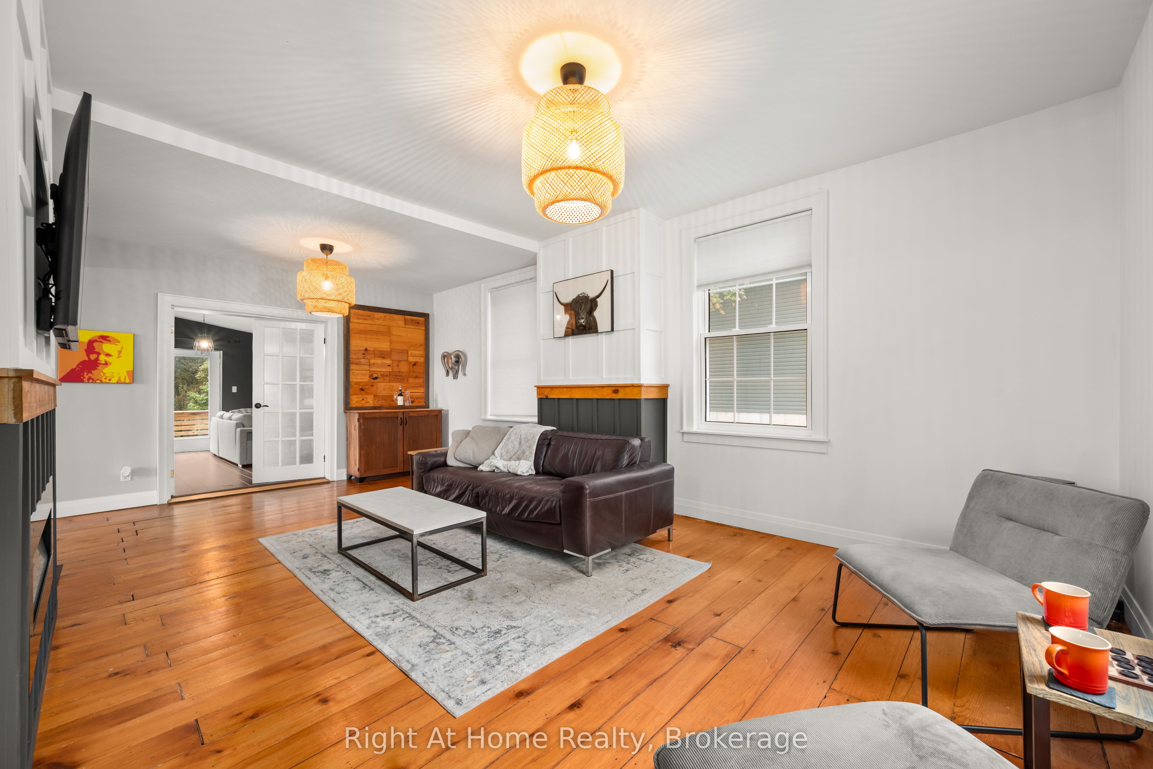 88 King Street E Property Photo 12