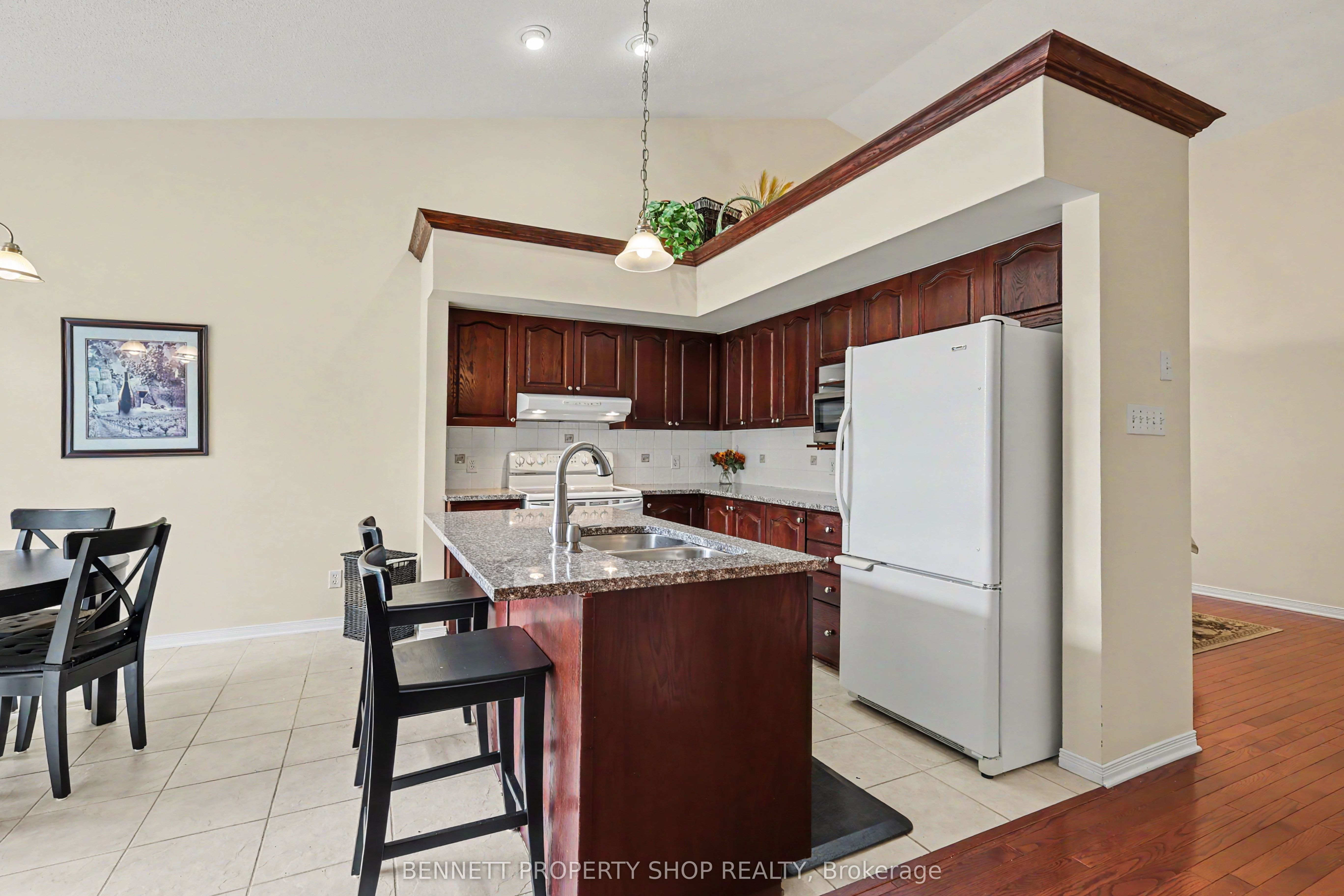 4 Burnstead Crescent Property Photo 3