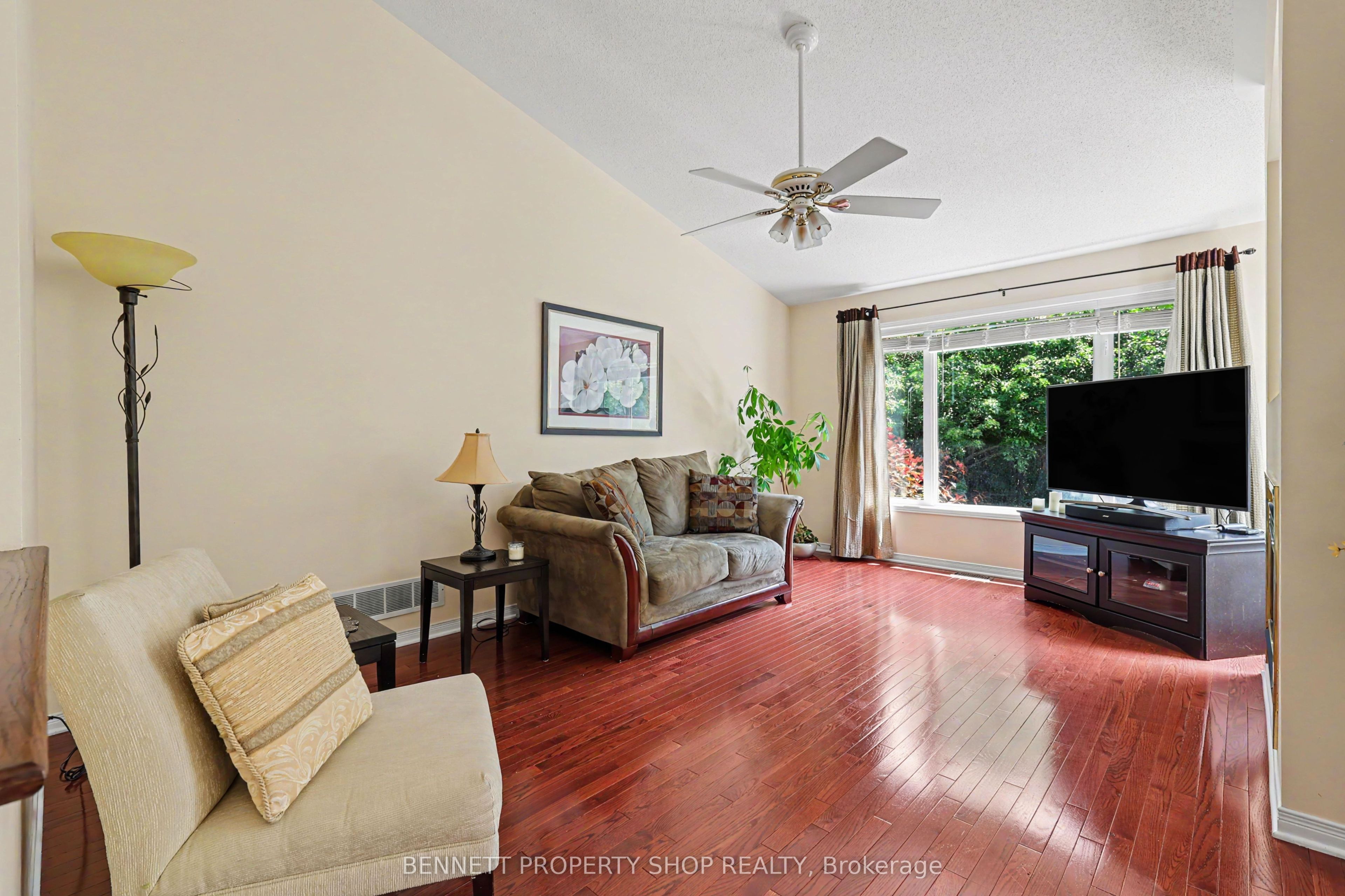 4 Burnstead Crescent Property Photo 7
