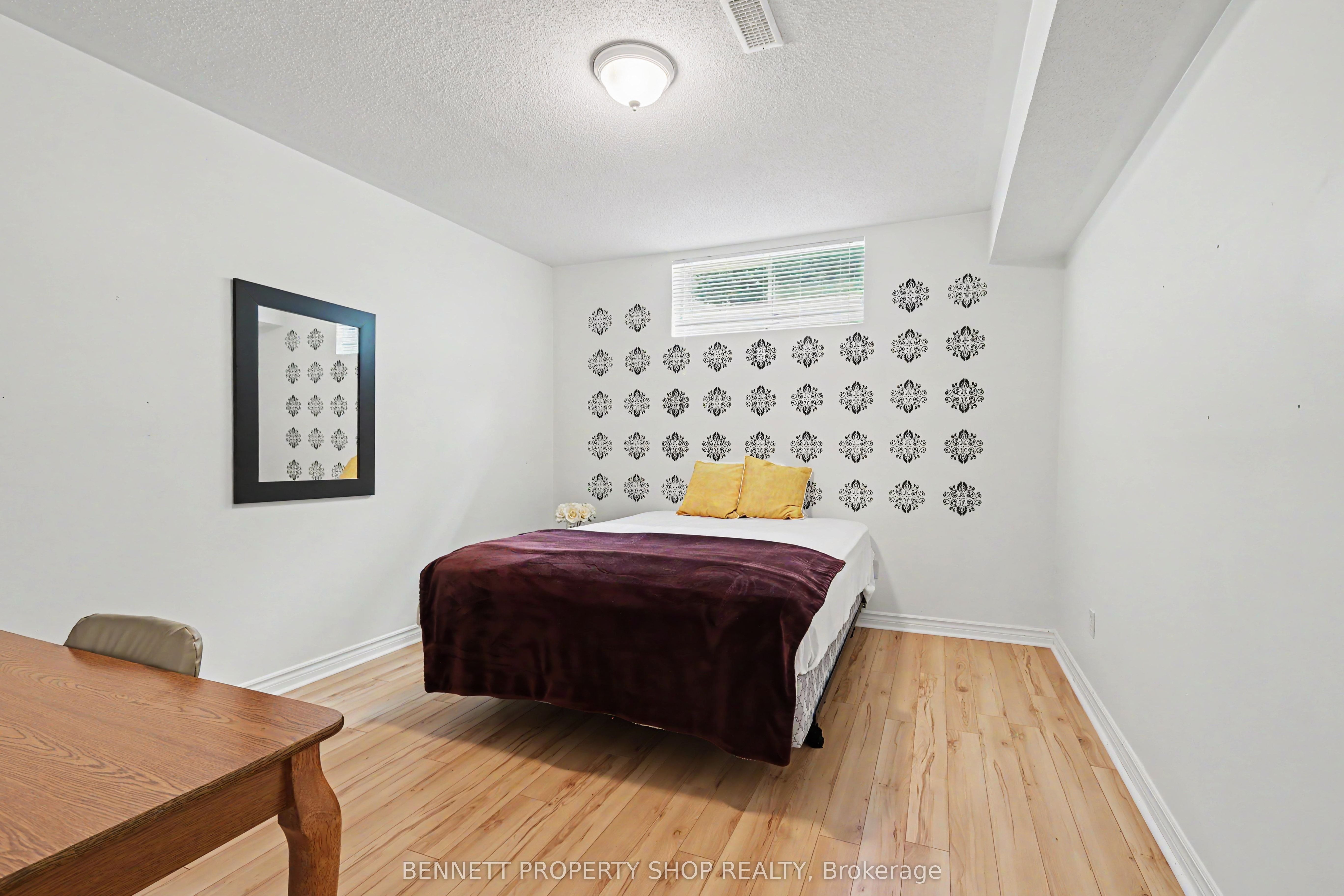 4 Burnstead Crescent Property Photo 14