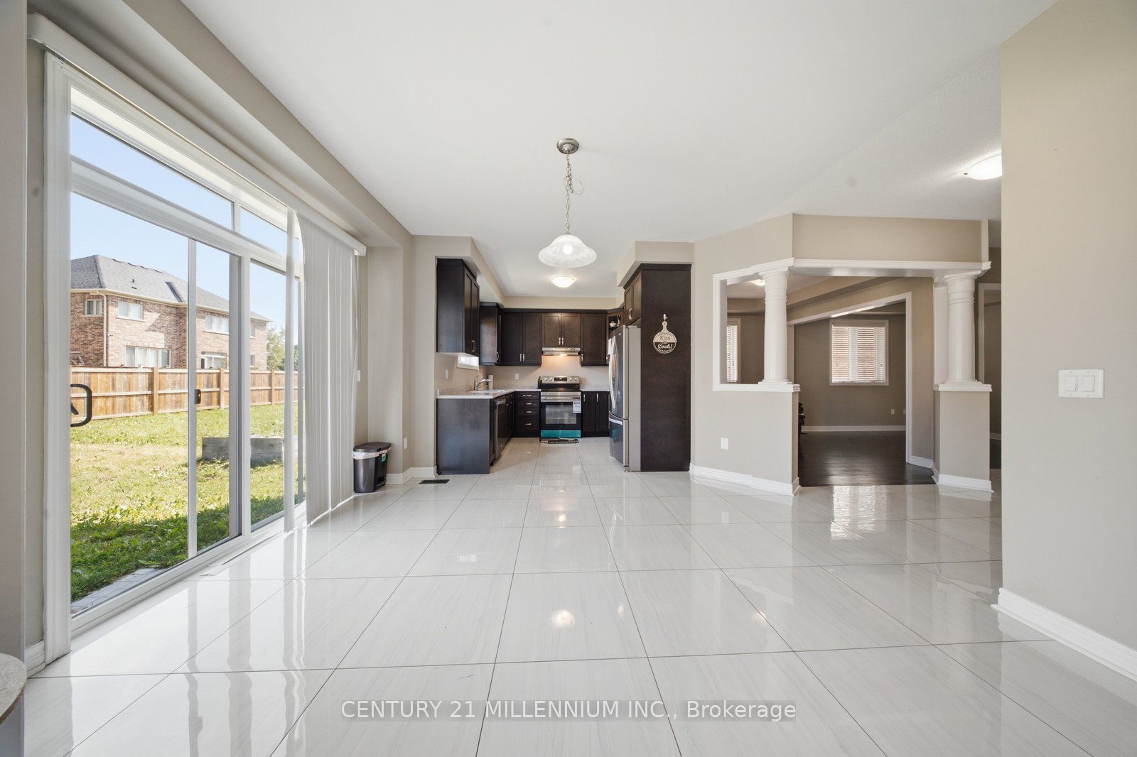 1153 Upper Thames Drive Property Photo 13