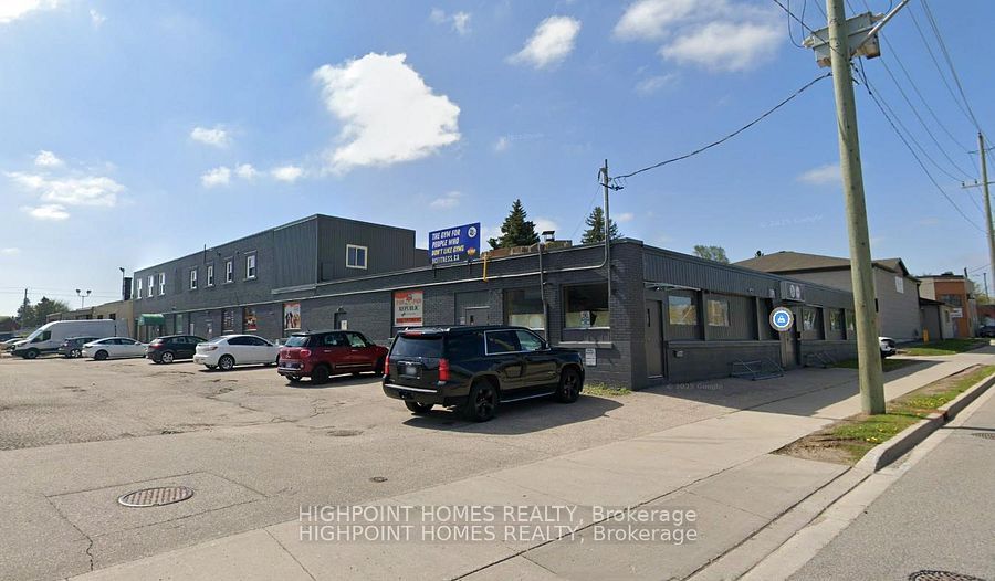 175 Borden Avenue S 5 Property Photo 1