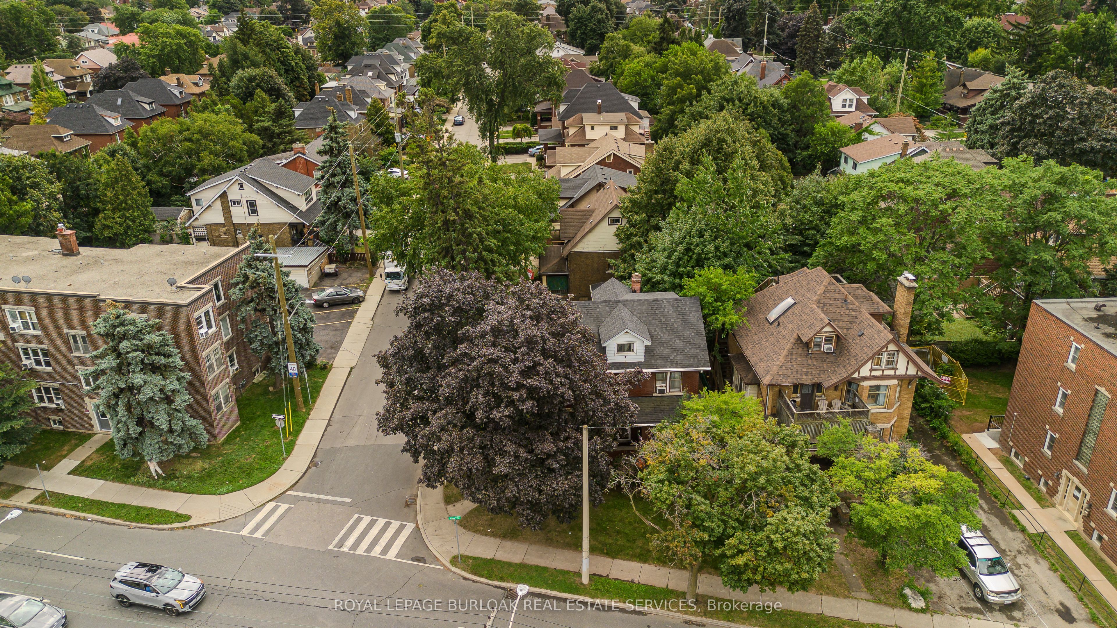 1088 King Street E Property Photo 6