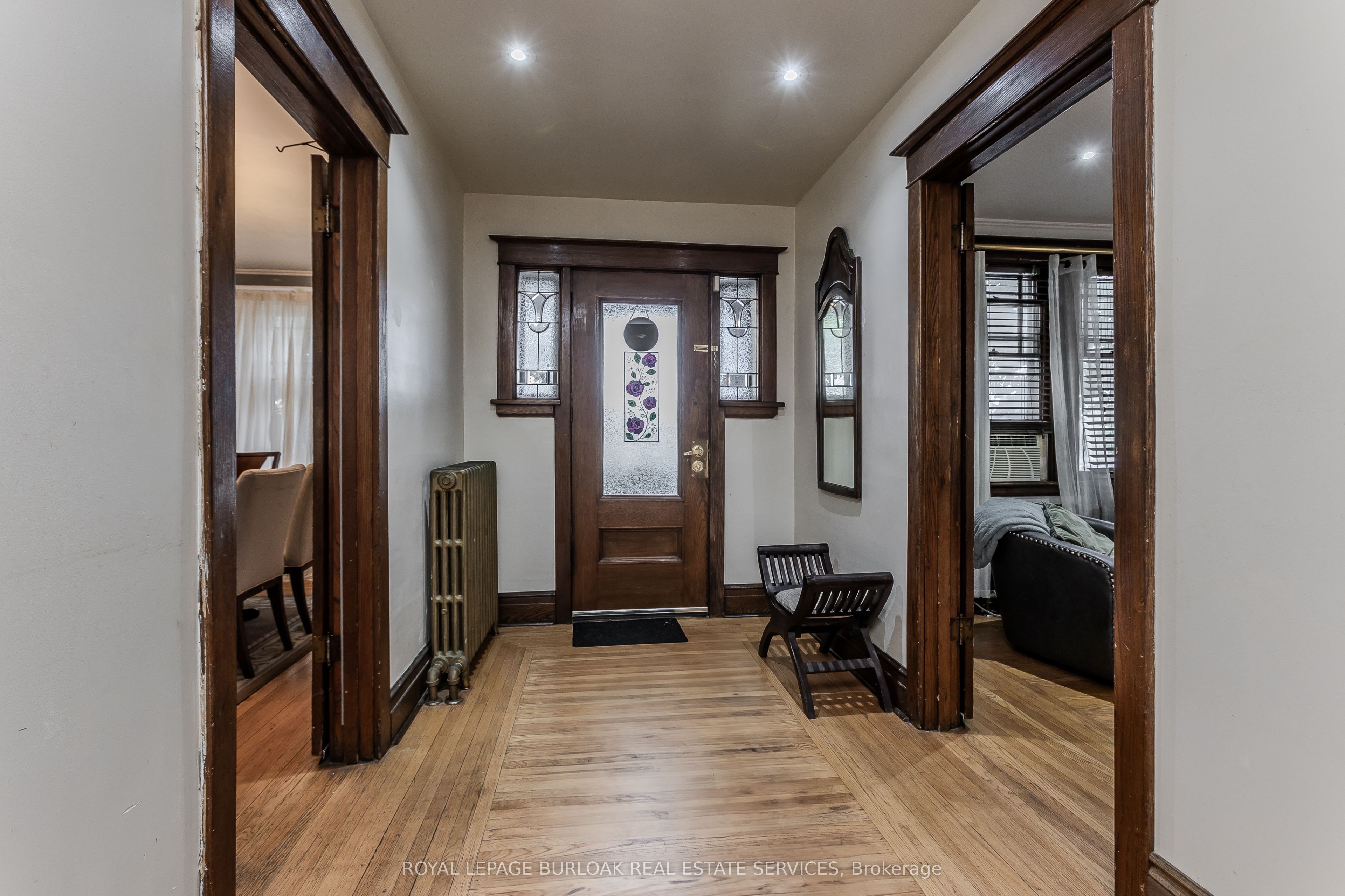 1088 King Street E Property Photo 14