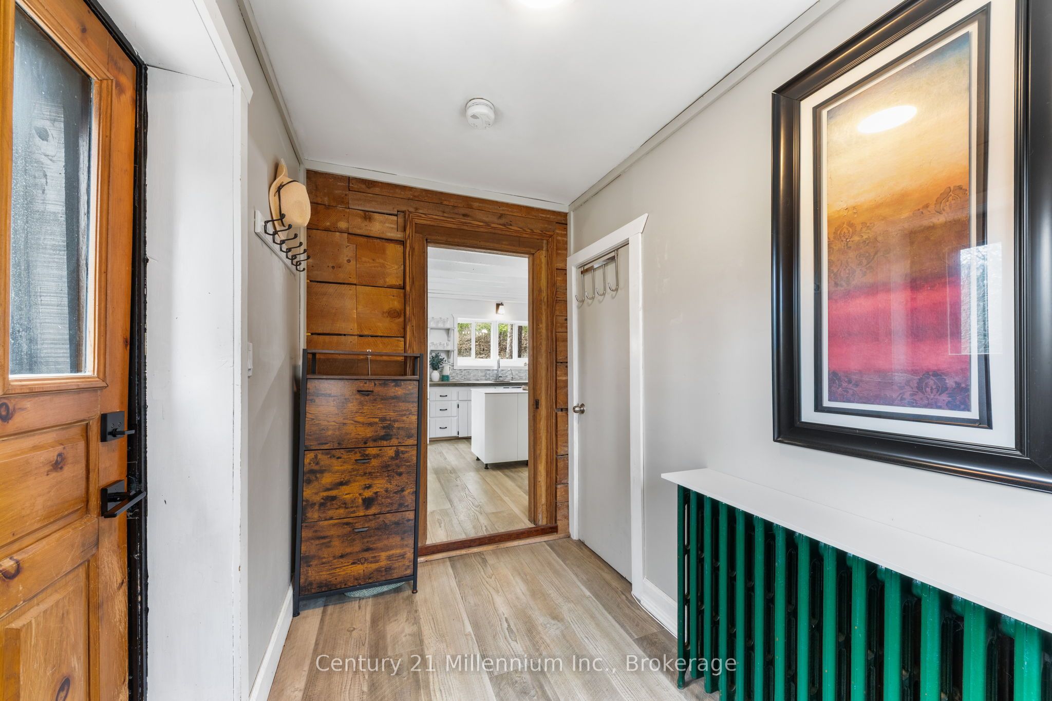 415877 Tenth Line Property Photo 6
