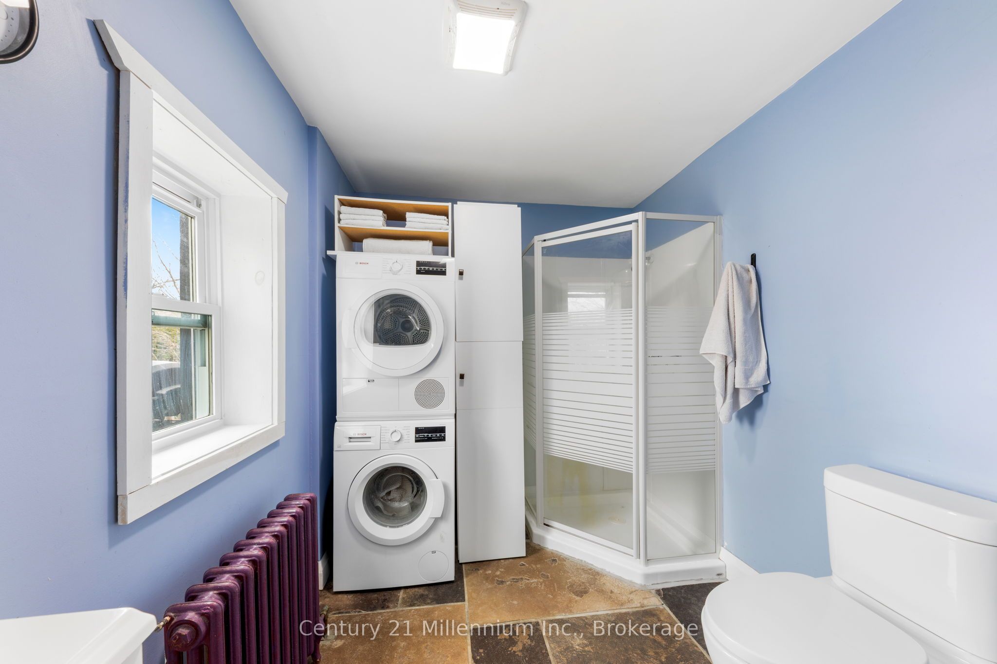 415877 Tenth Line Property Photo 15