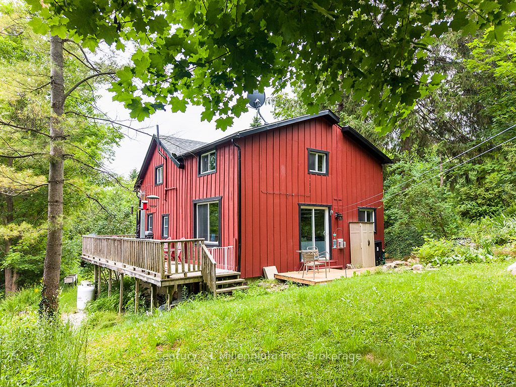 415877 Tenth Line Property Photo 42