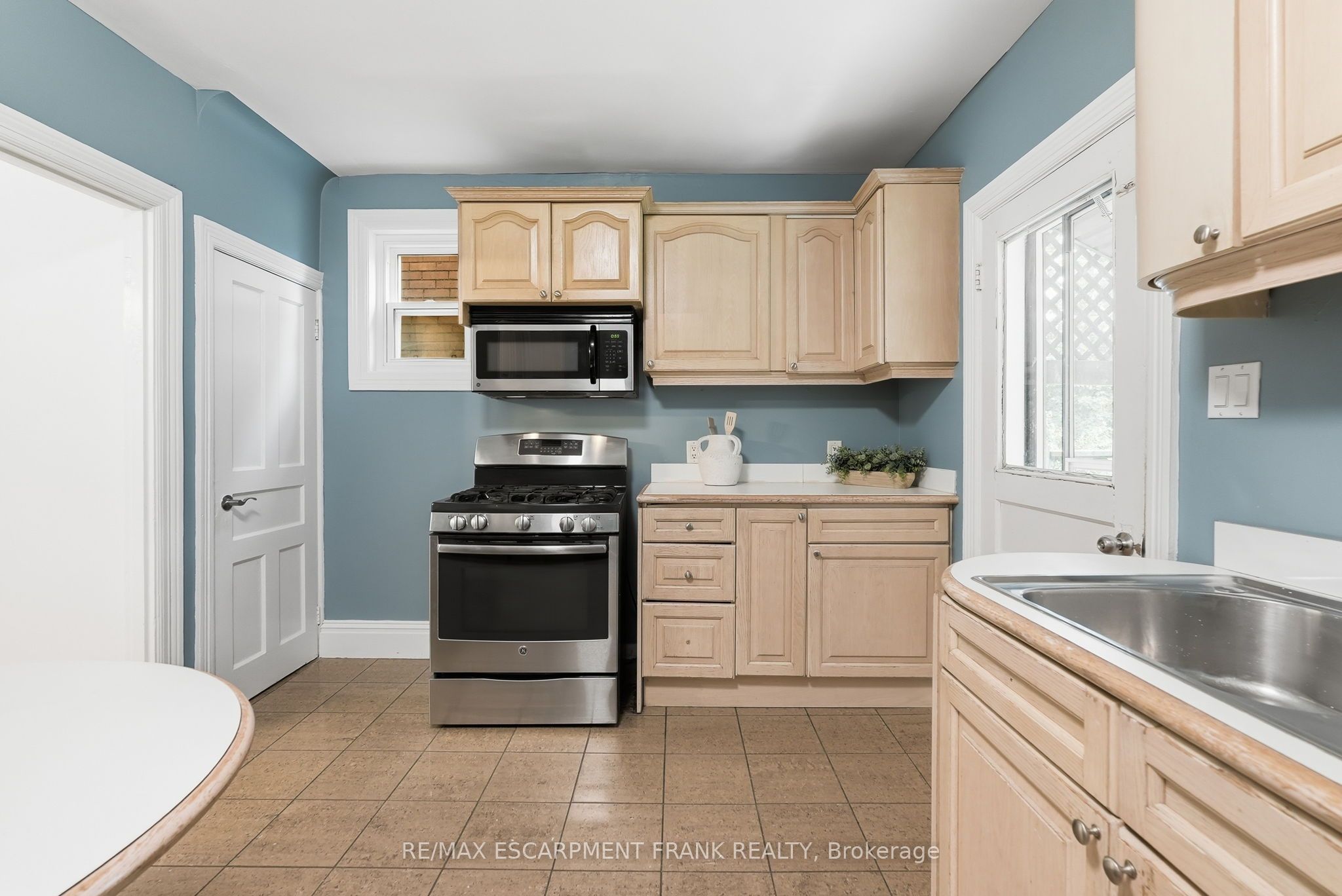 78 Beechwood Avenue Property Photo 18