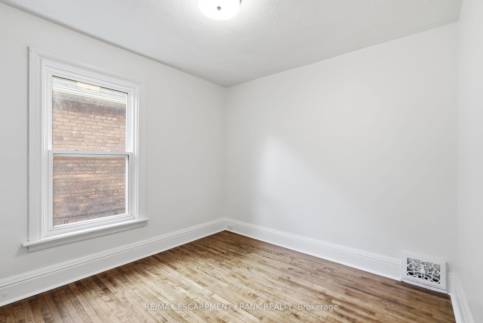 78 Beechwood Avenue Property Photo 26