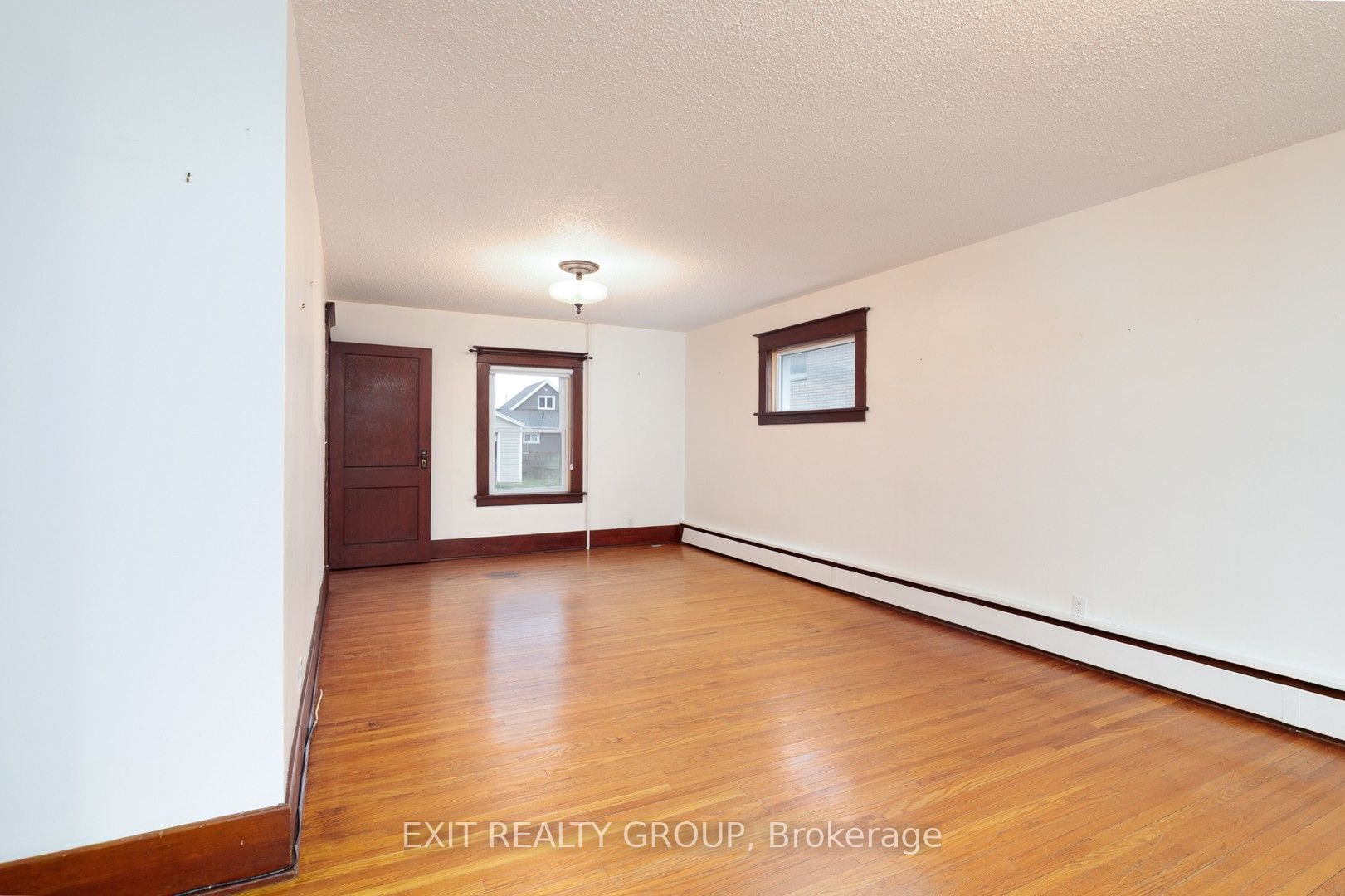 92 Byron Street Property Photo 7