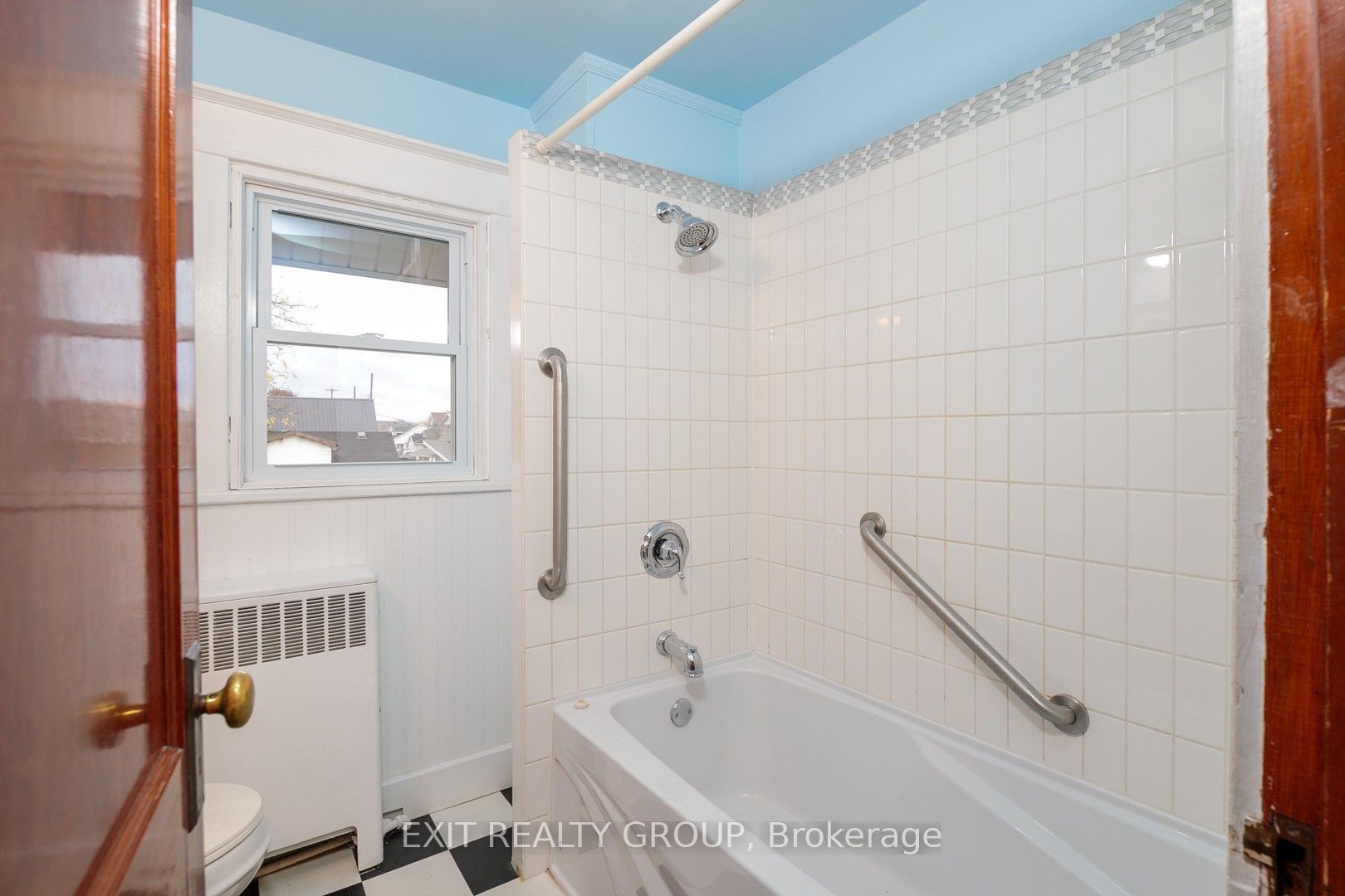 92 Byron Street Property Photo 29