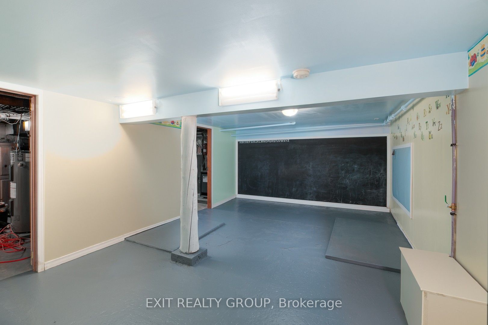 92 Byron Street Property Photo 33