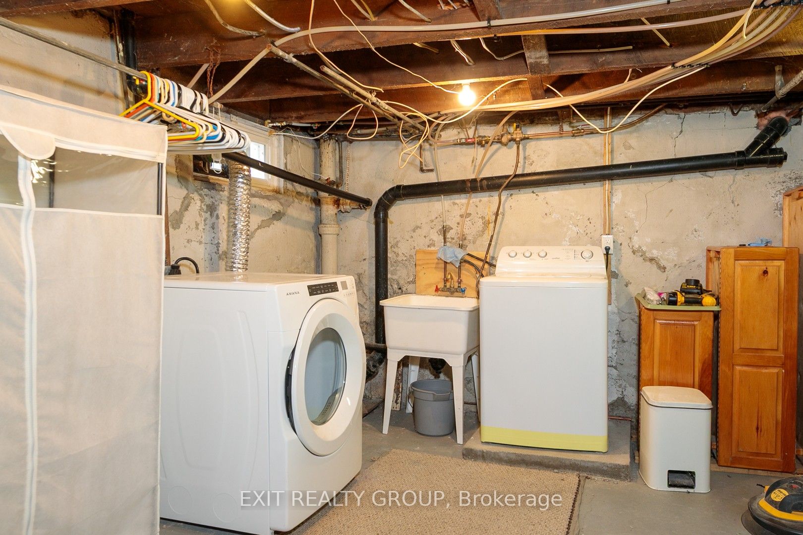 92 Byron Street Property Photo 34