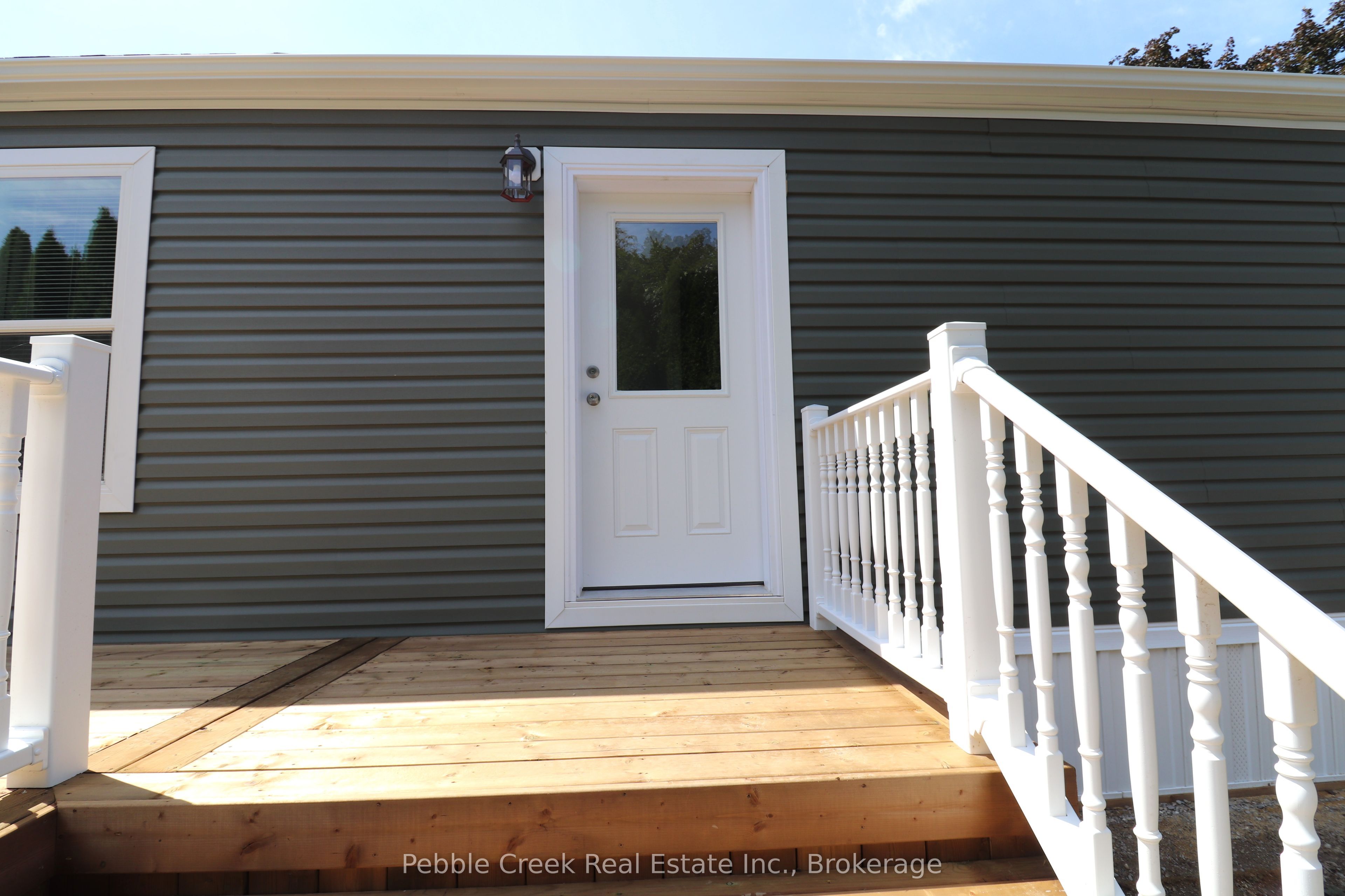 7 Sutton Drive Property Photo 4