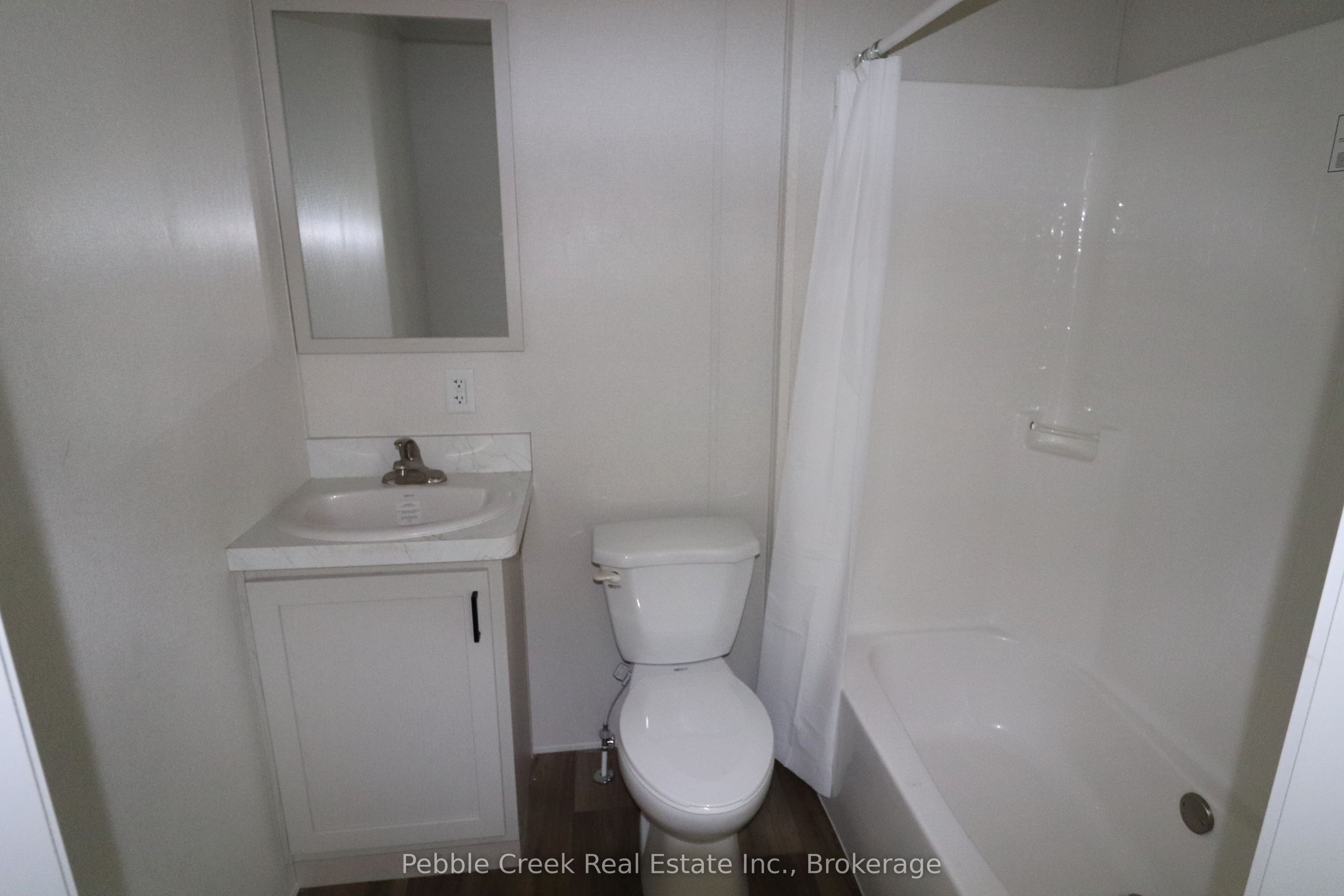 7 Sutton Drive Property Photo 15
