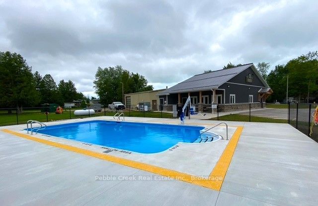7 Sutton Drive Property Photo 25