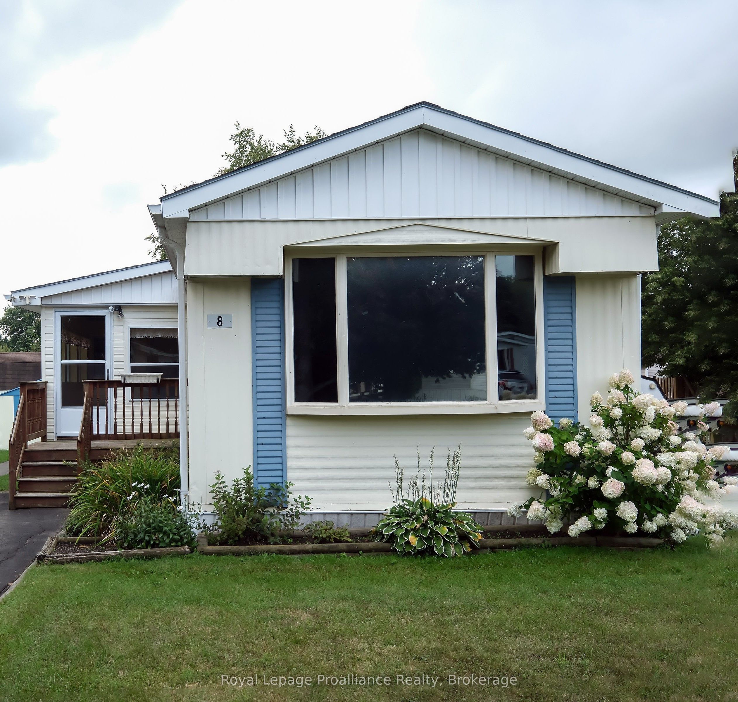 8 Juniper Lane Property Photo 2
