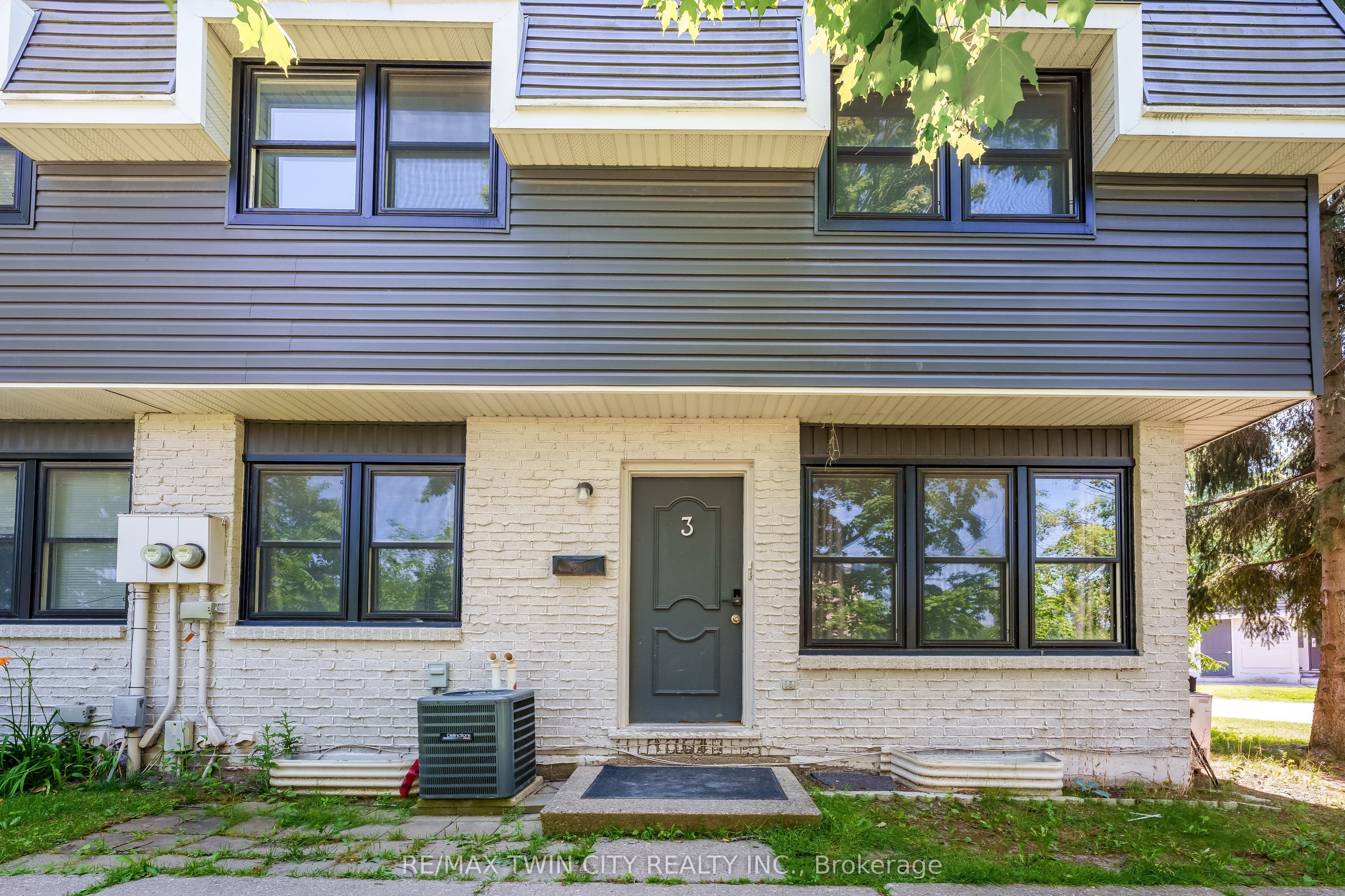 513 Quiet Place 3 Property Photo 1