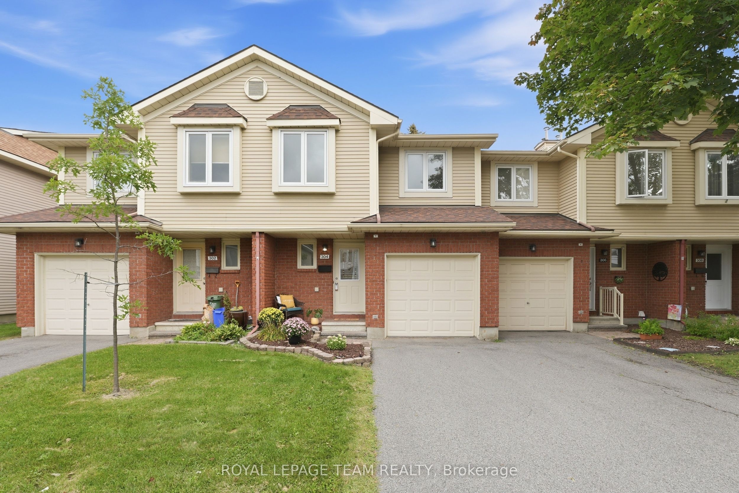 304 Valade Crescent Property Photo 2