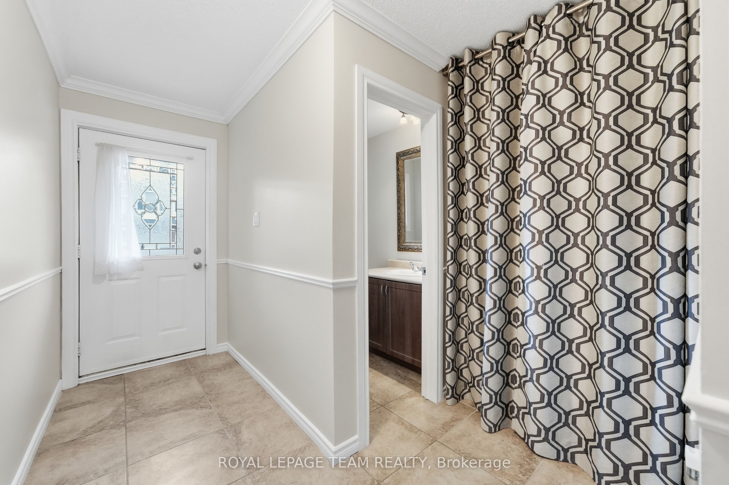 304 Valade Crescent Property Photo 4