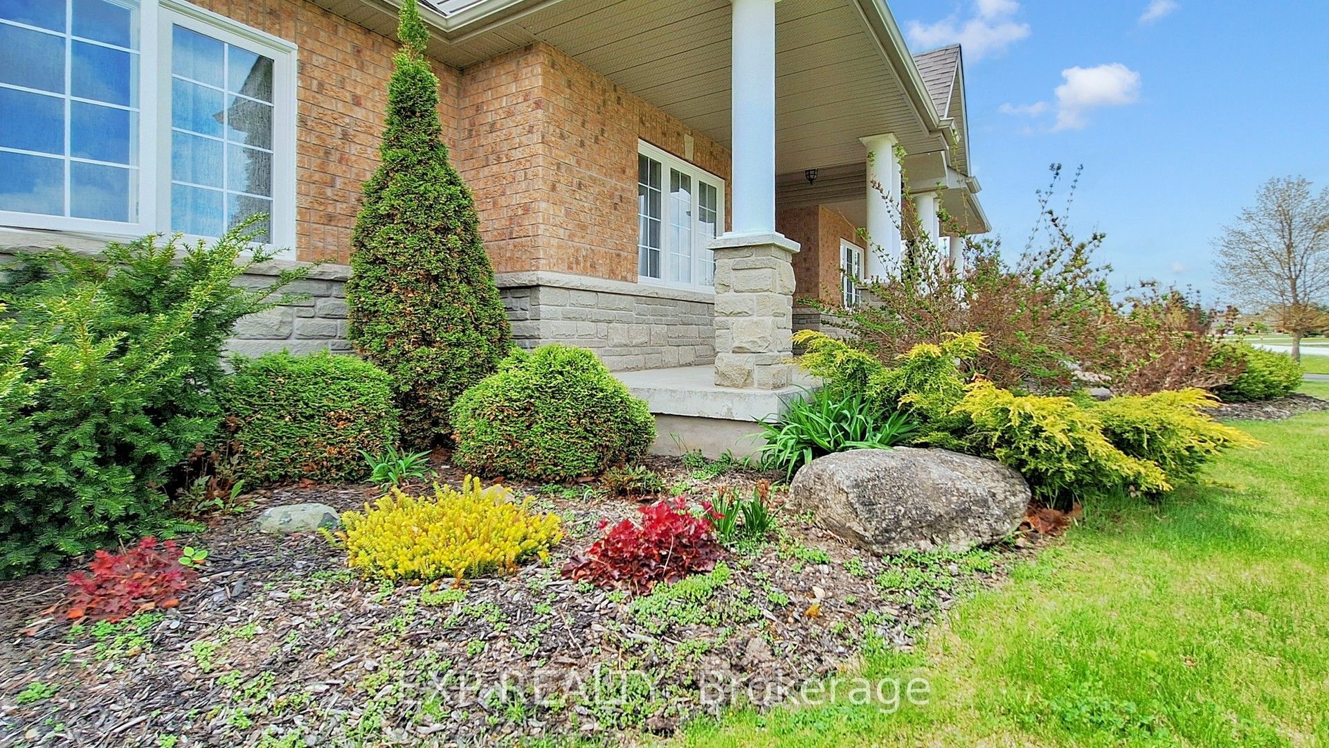 42 Somerville Crescent Property Photo 4