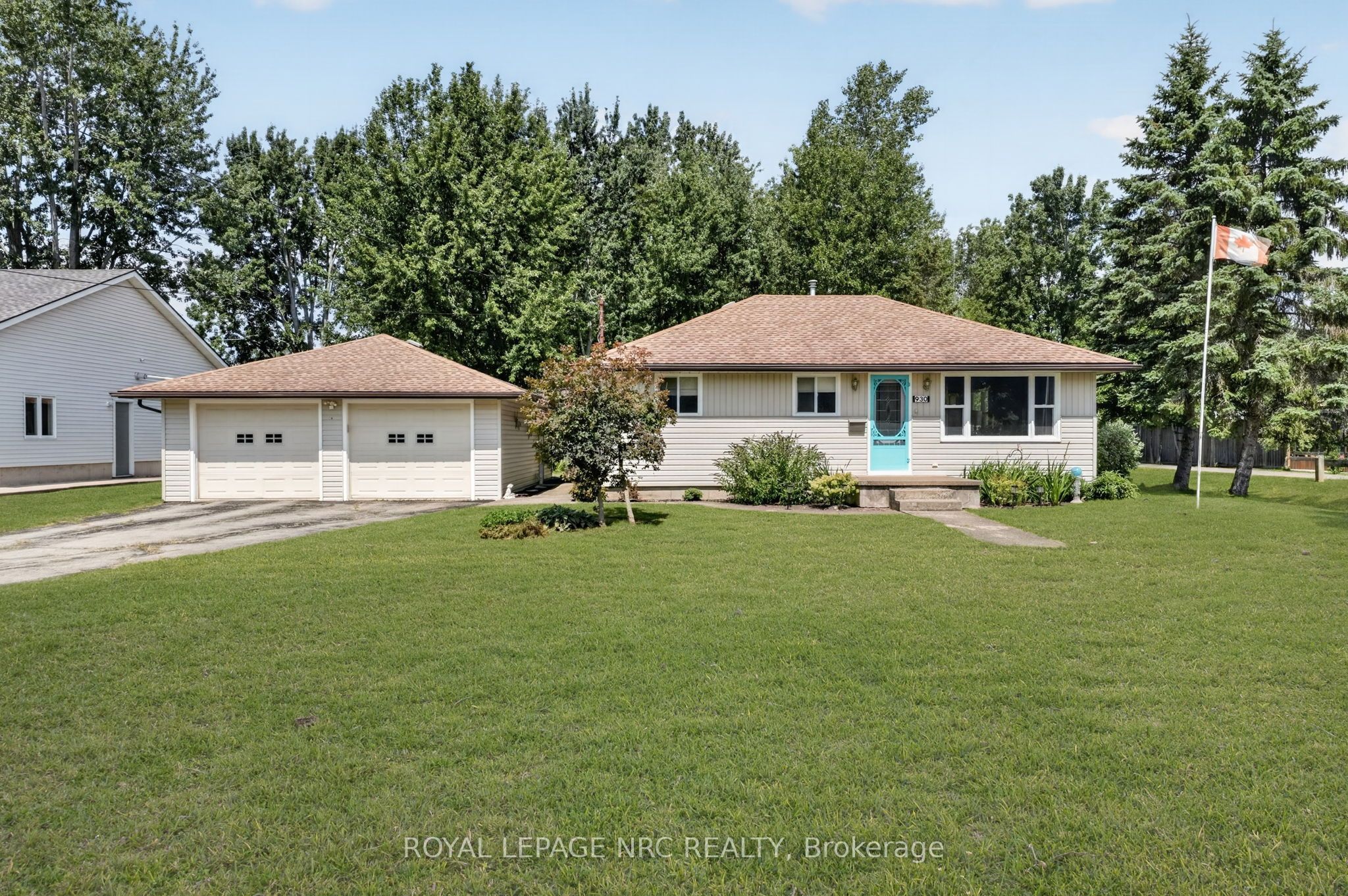 930 EDGEMERE Road