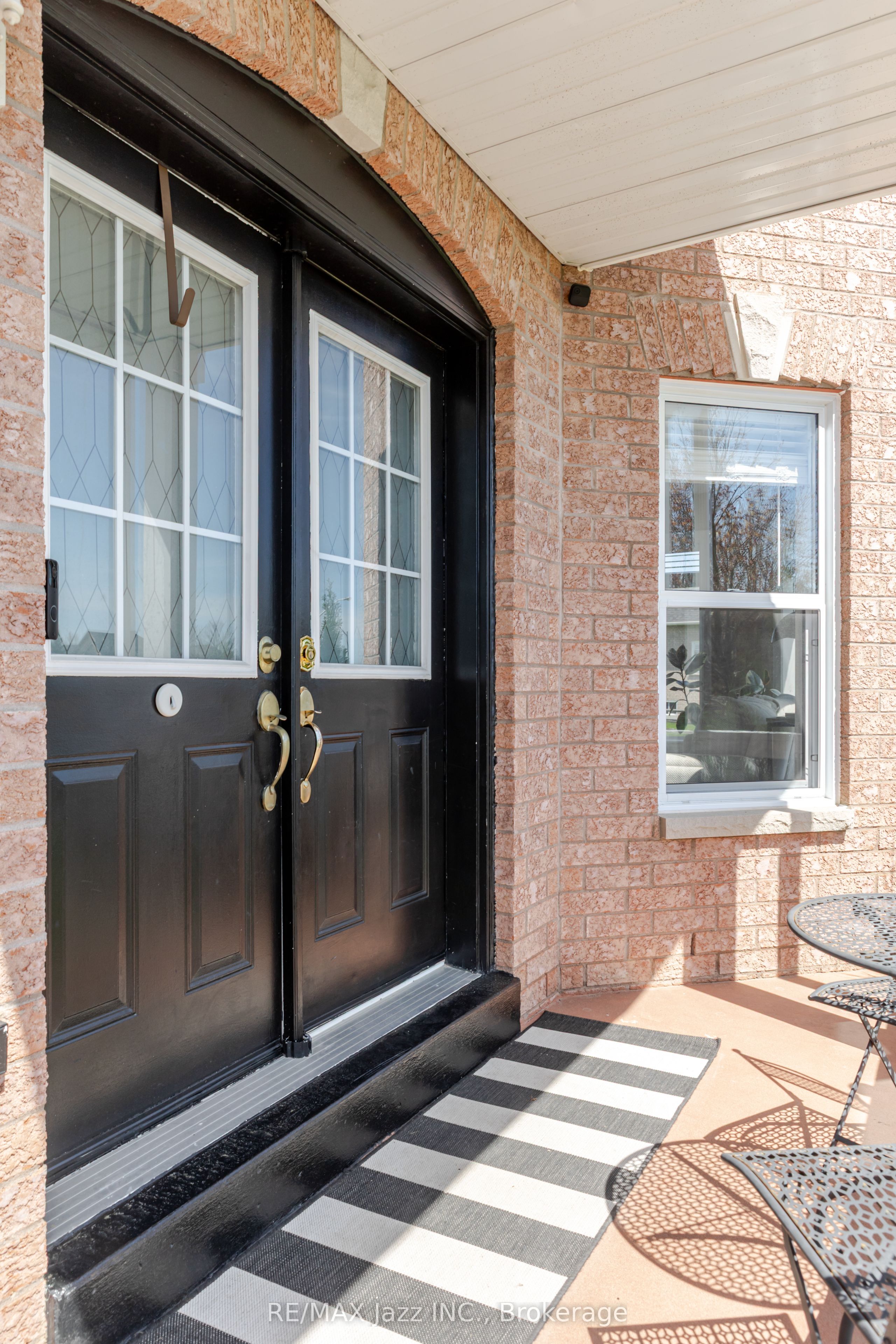29 Songbird Crescent Property Photo 3