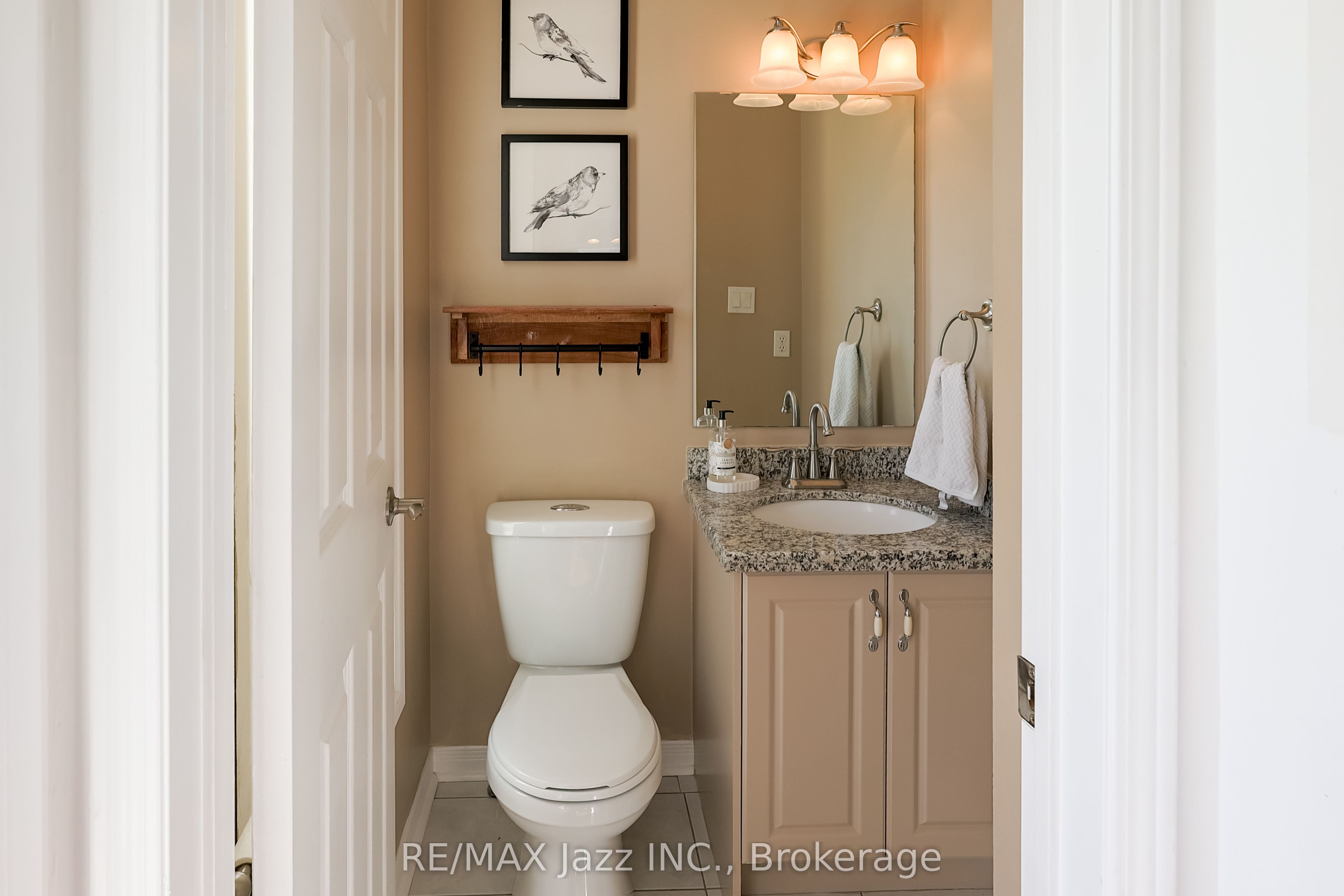 29 Songbird Crescent Property Photo 11