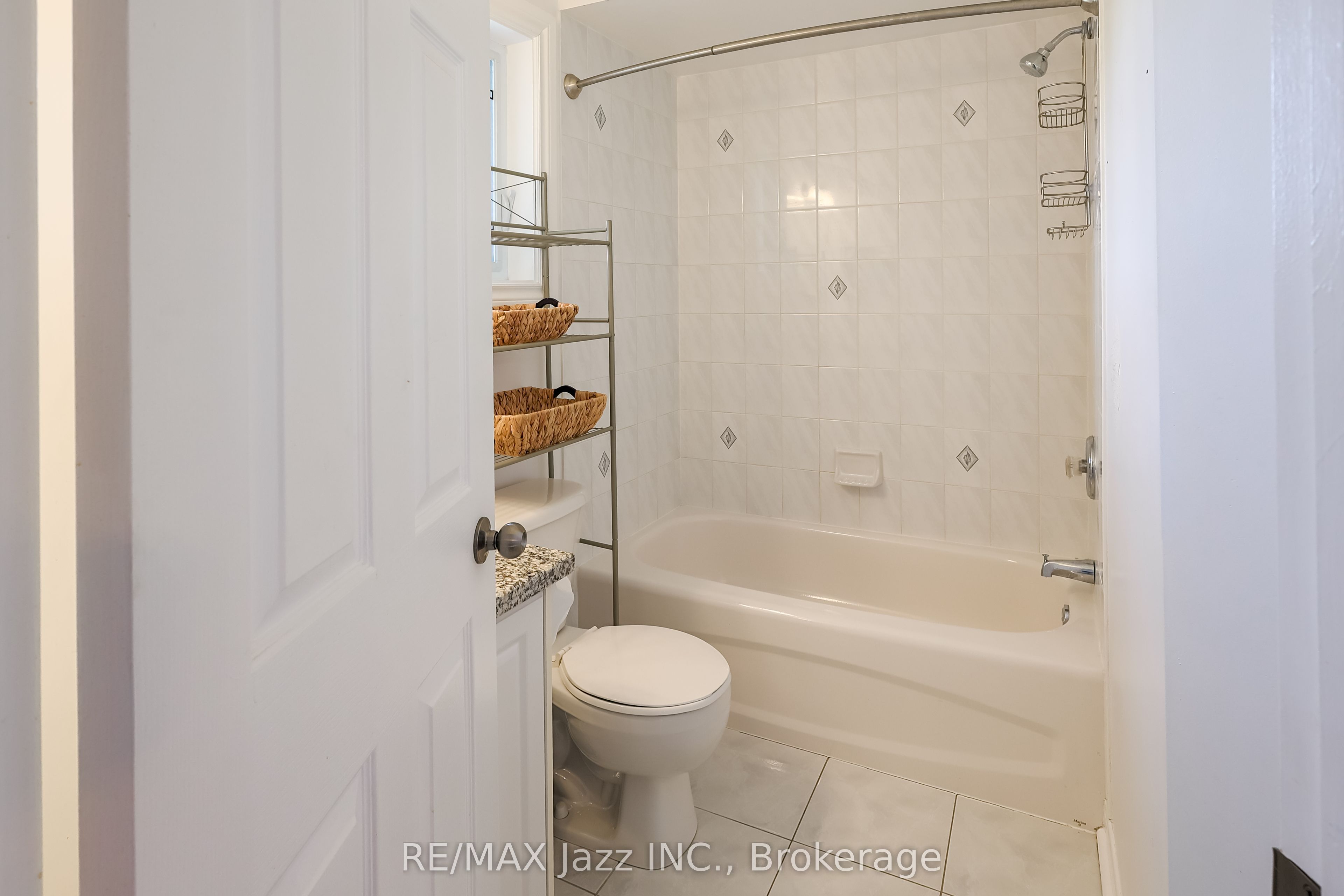 29 Songbird Crescent Property Photo 13