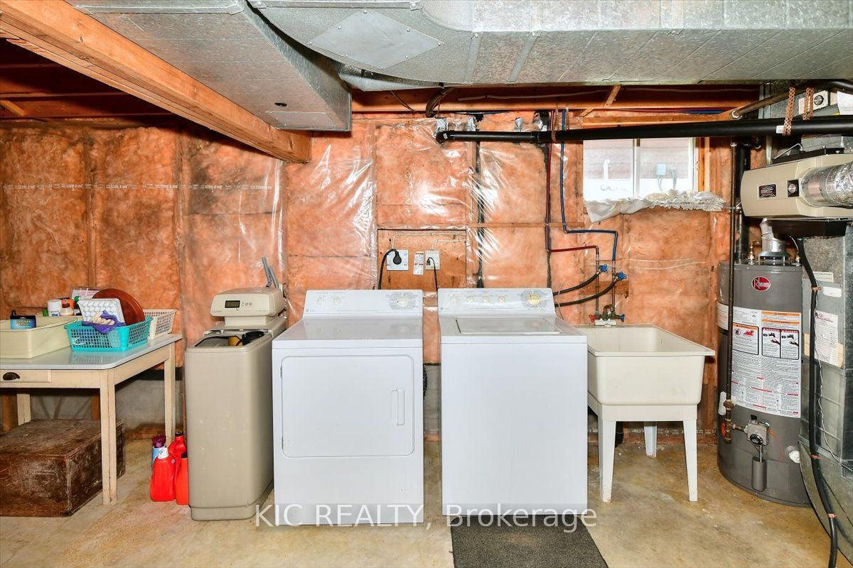 30 Kawartha Heights Boulevard Property Photo 24
