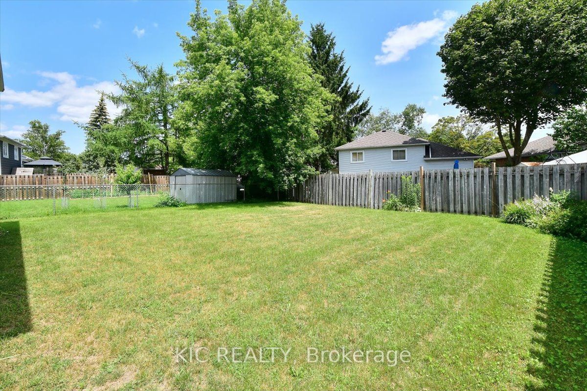 30 Kawartha Heights Boulevard Property Photo 26