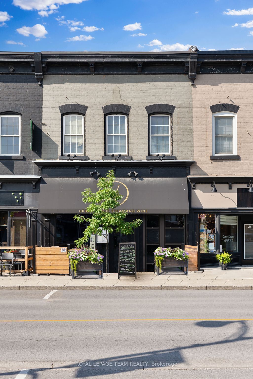 26 Elgin Street W Property Photo 2