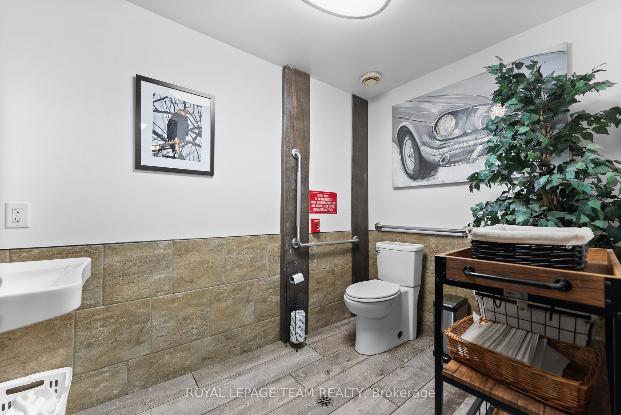 26 Elgin Street W Property Photo 13