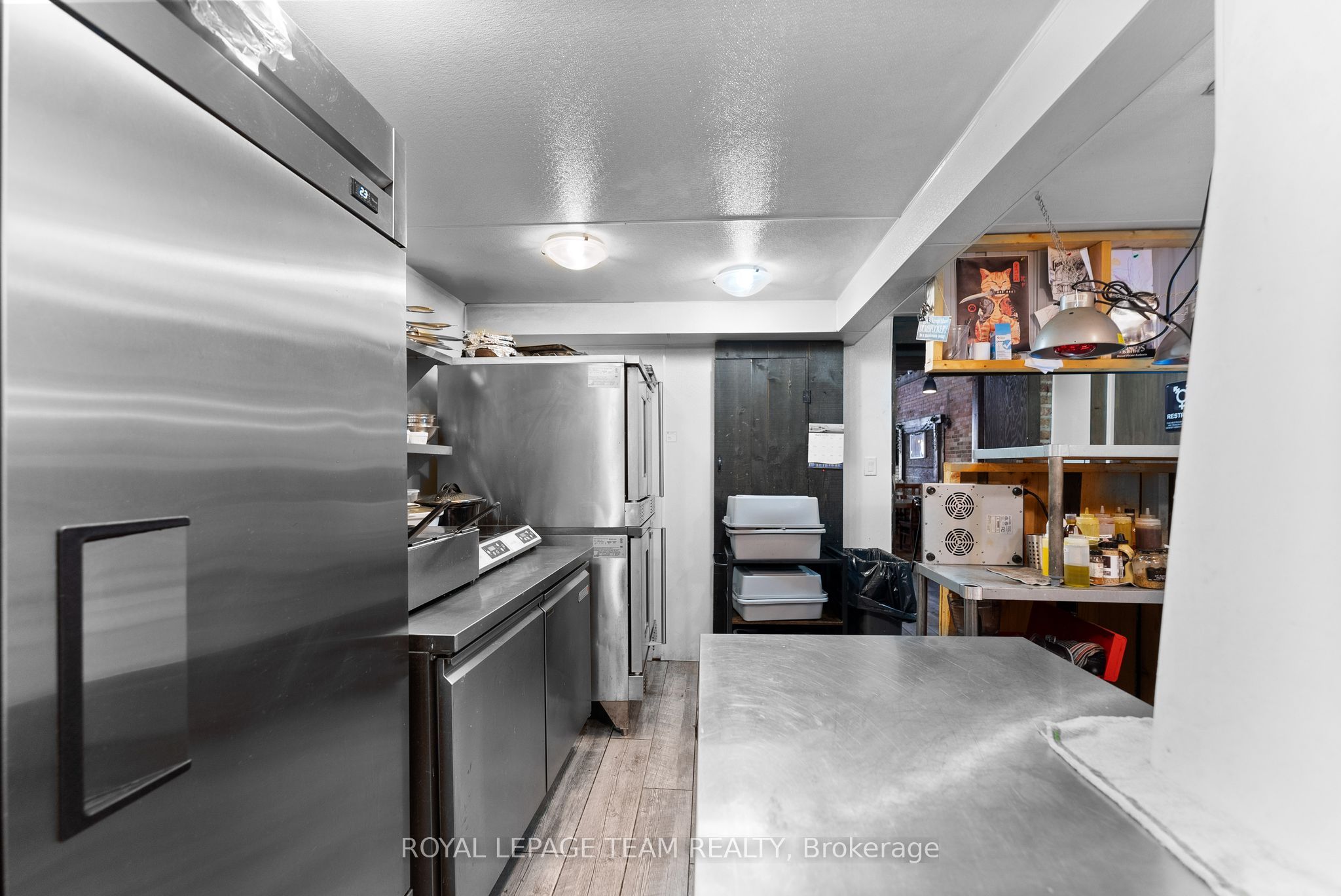 26 Elgin Street W Property Photo 17