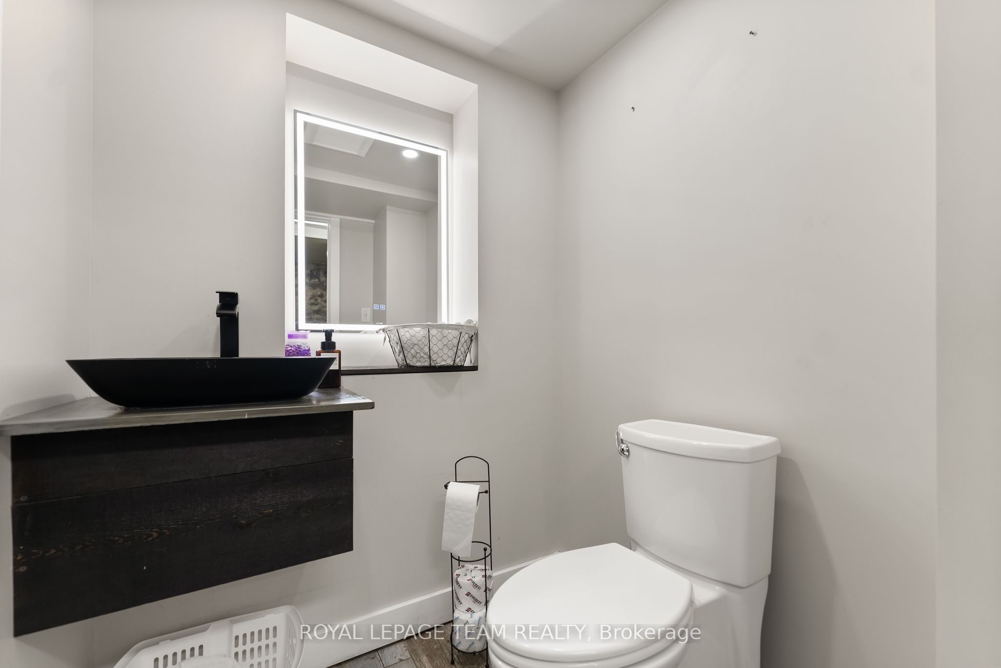 26 Elgin Street W Property Photo 19