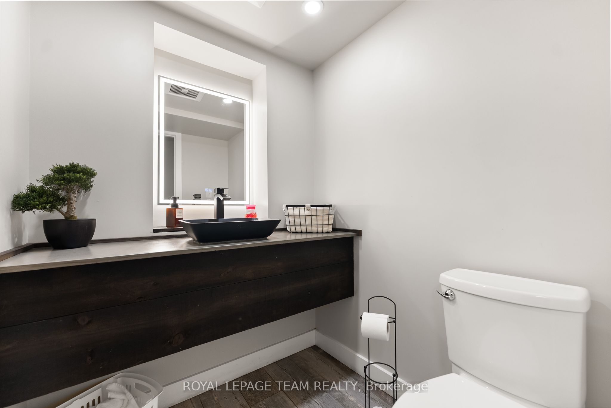 26 Elgin Street W Property Photo 20