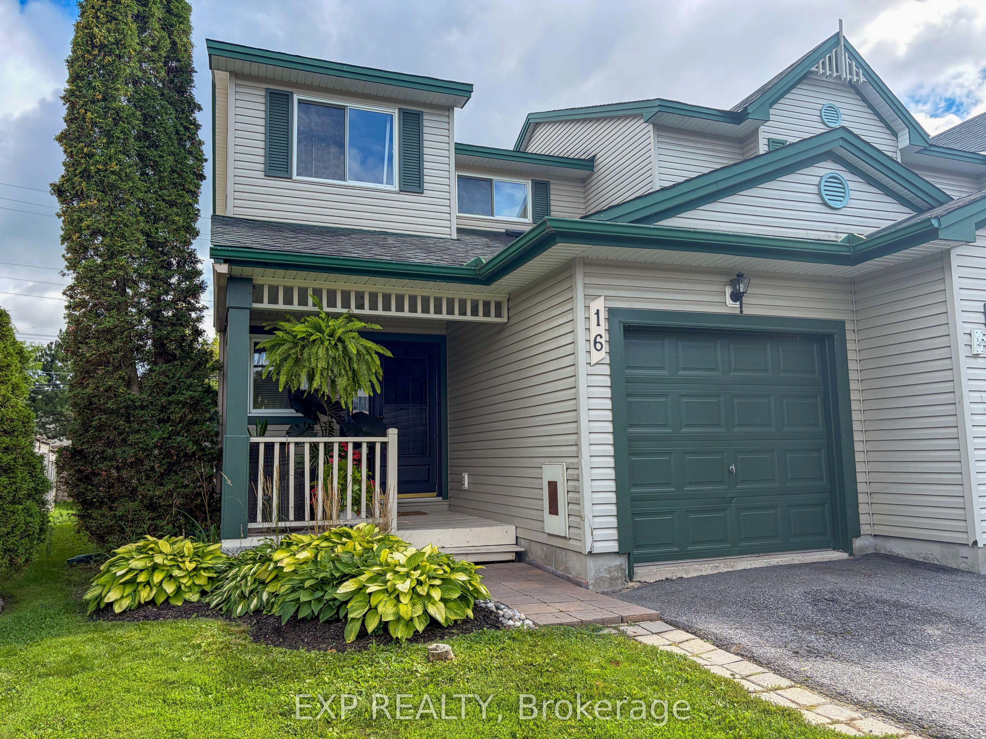 16 Crampton Drive Property Photo 1