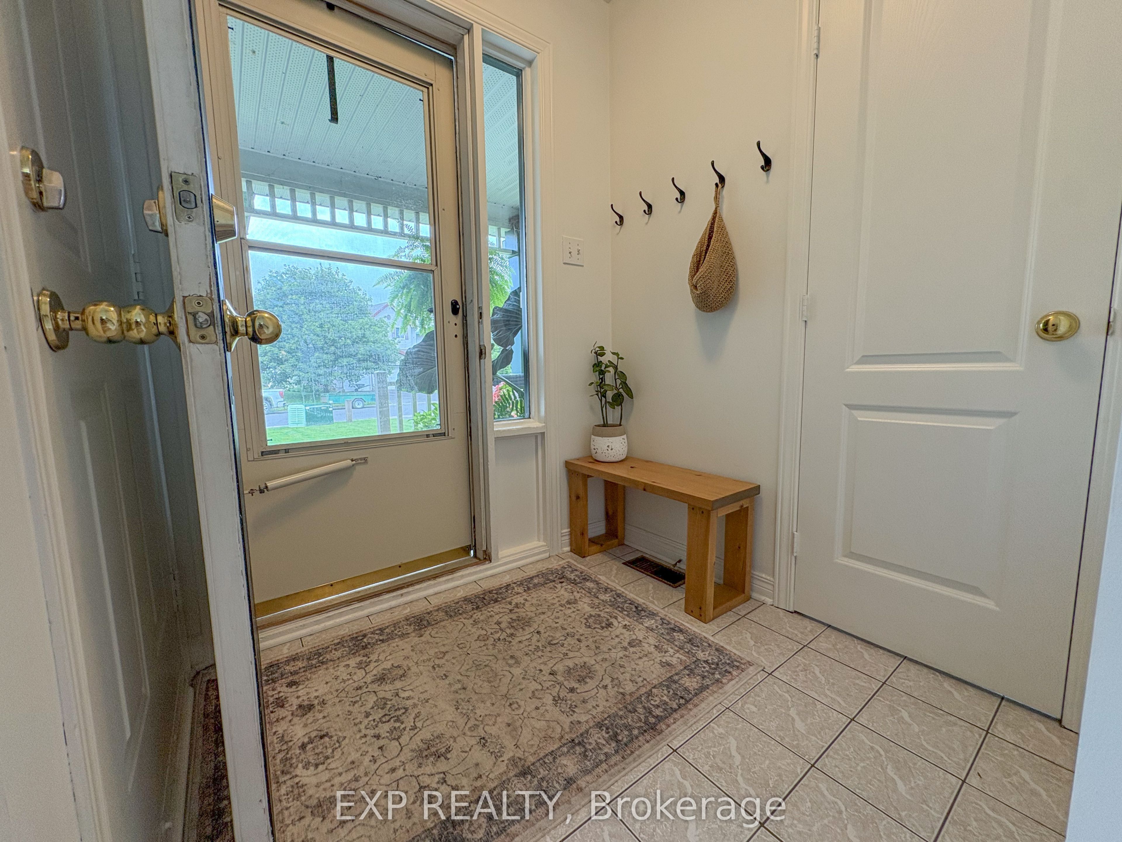 16 Crampton Drive Property Photo 4