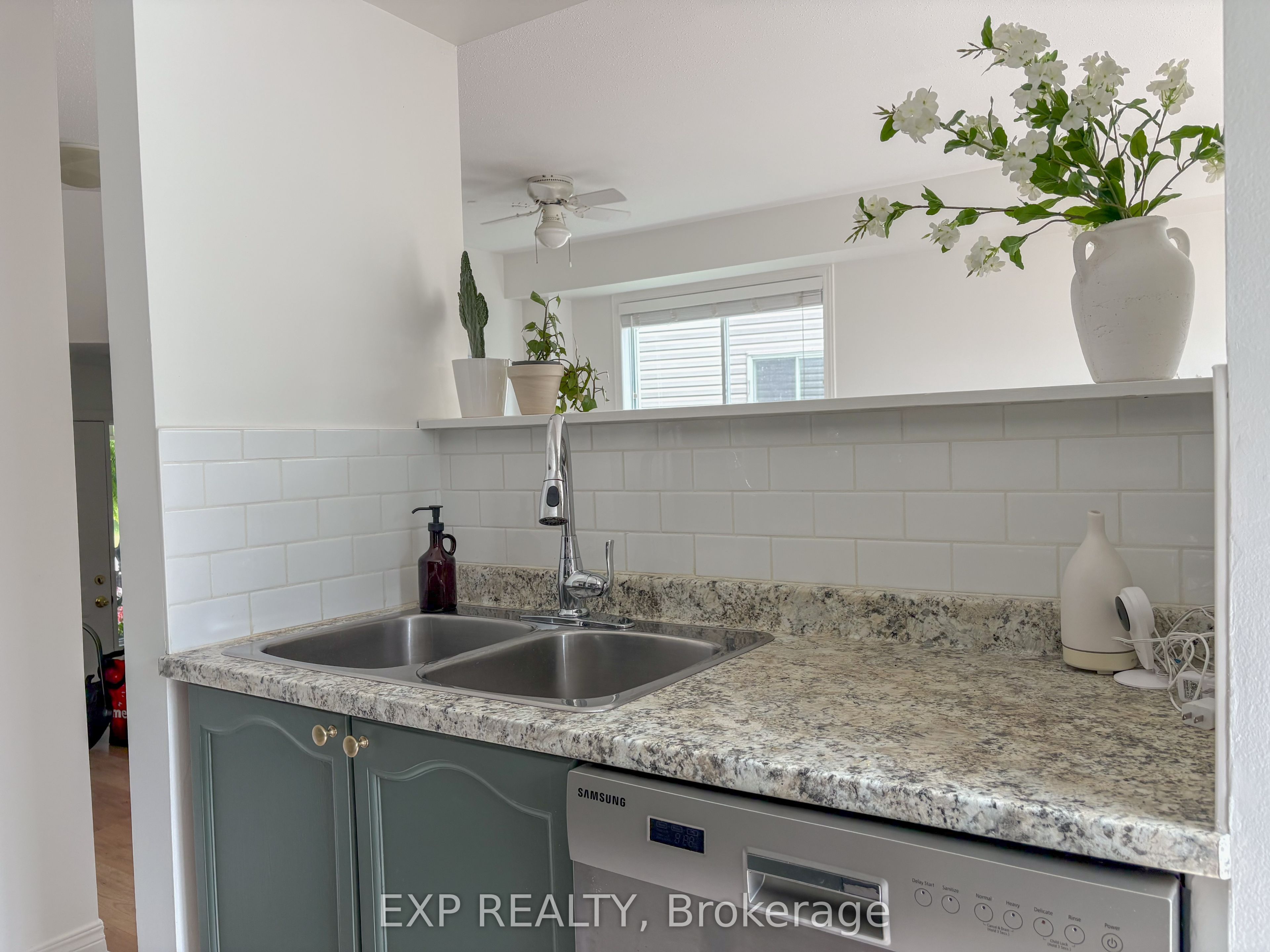 16 Crampton Drive Property Photo 14