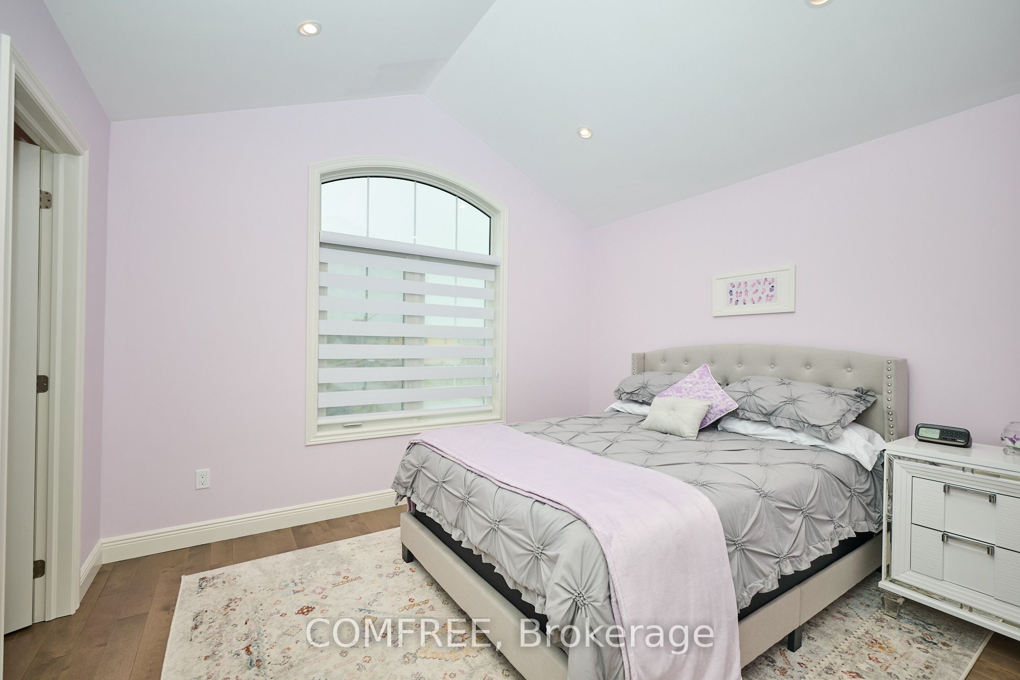 8880 Angie Drive Property Photo 11