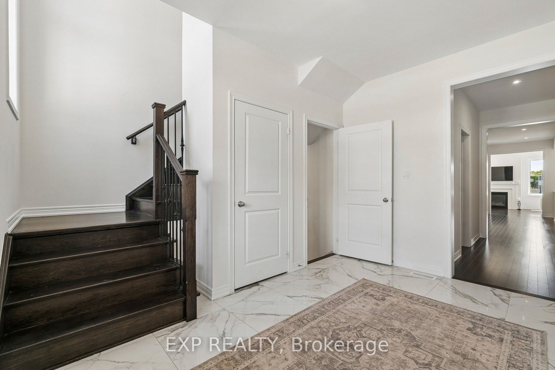 285 Chippewa Avenue Property Photo 5