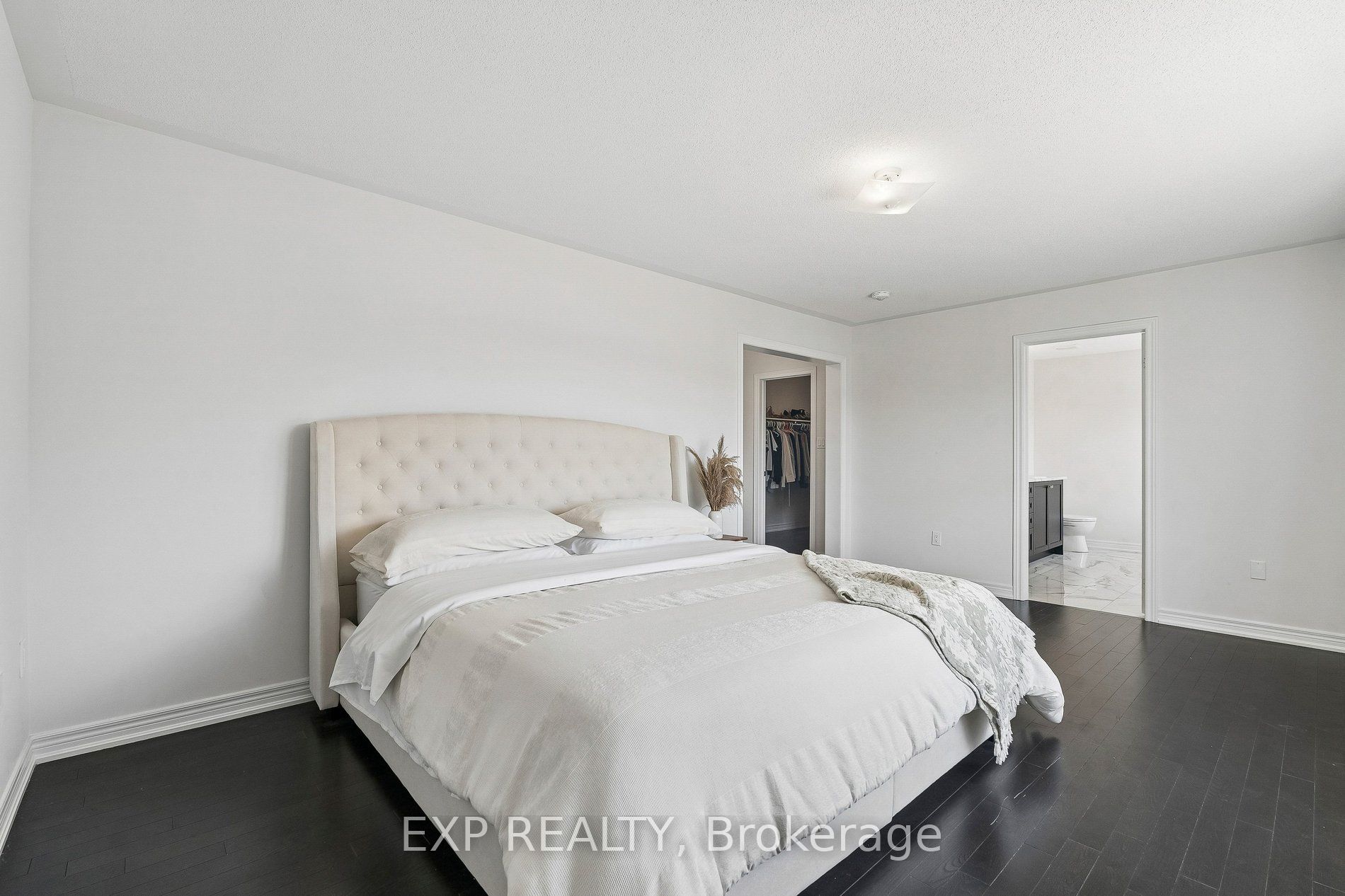 285 Chippewa Avenue Property Photo 39