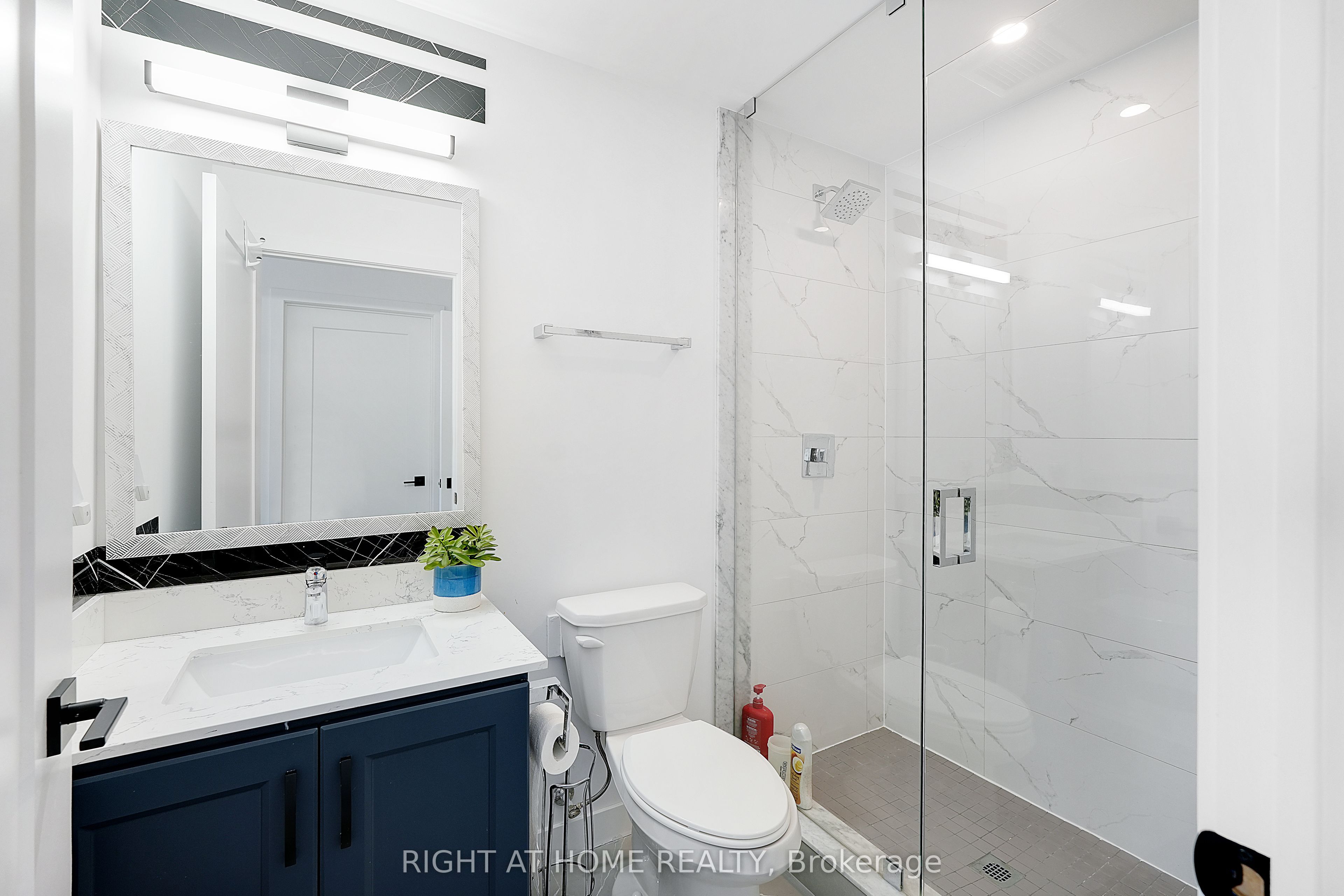 460 Dundas Street E 905 Property Photo 13