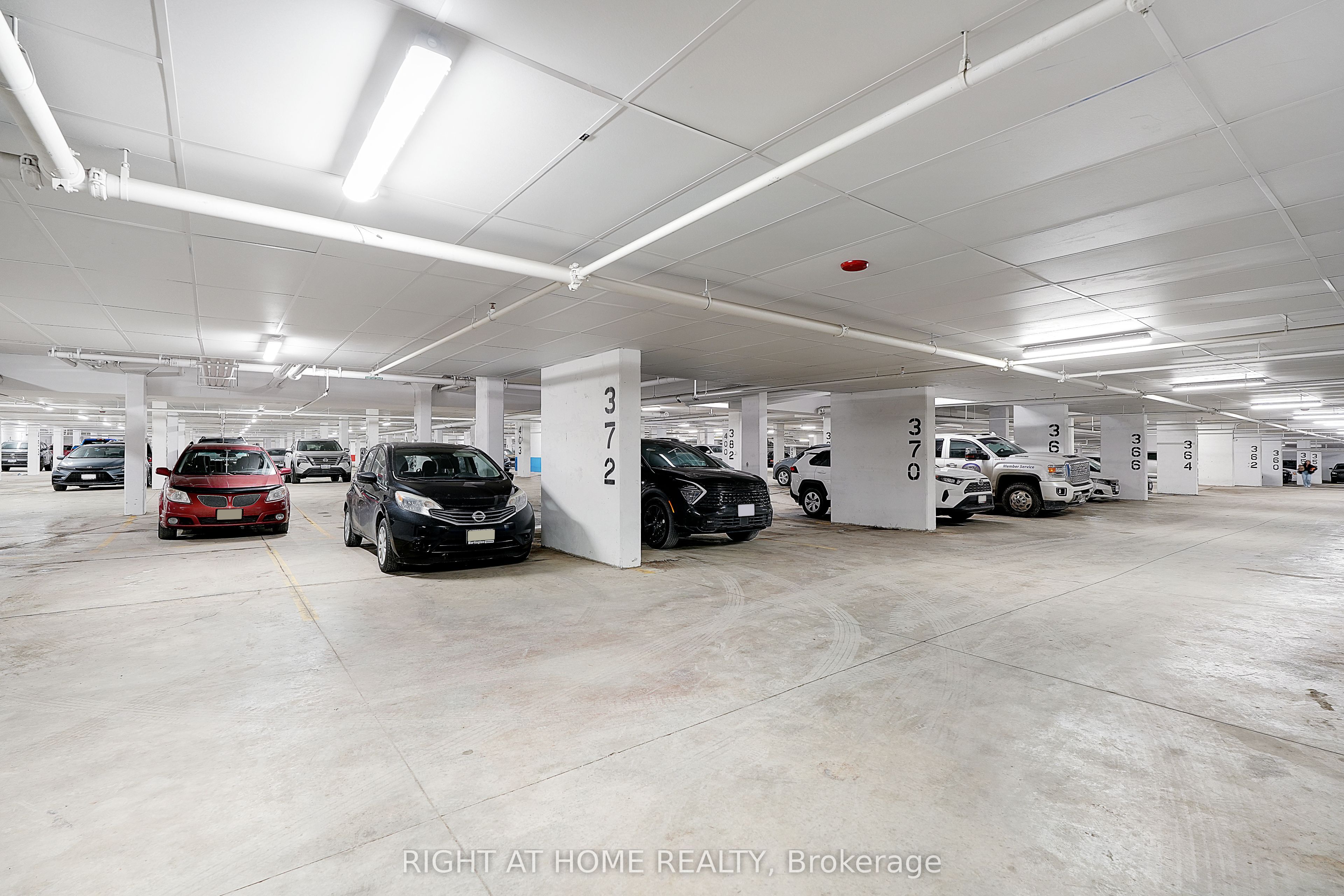 460 Dundas Street E 905 Property Photo 16
