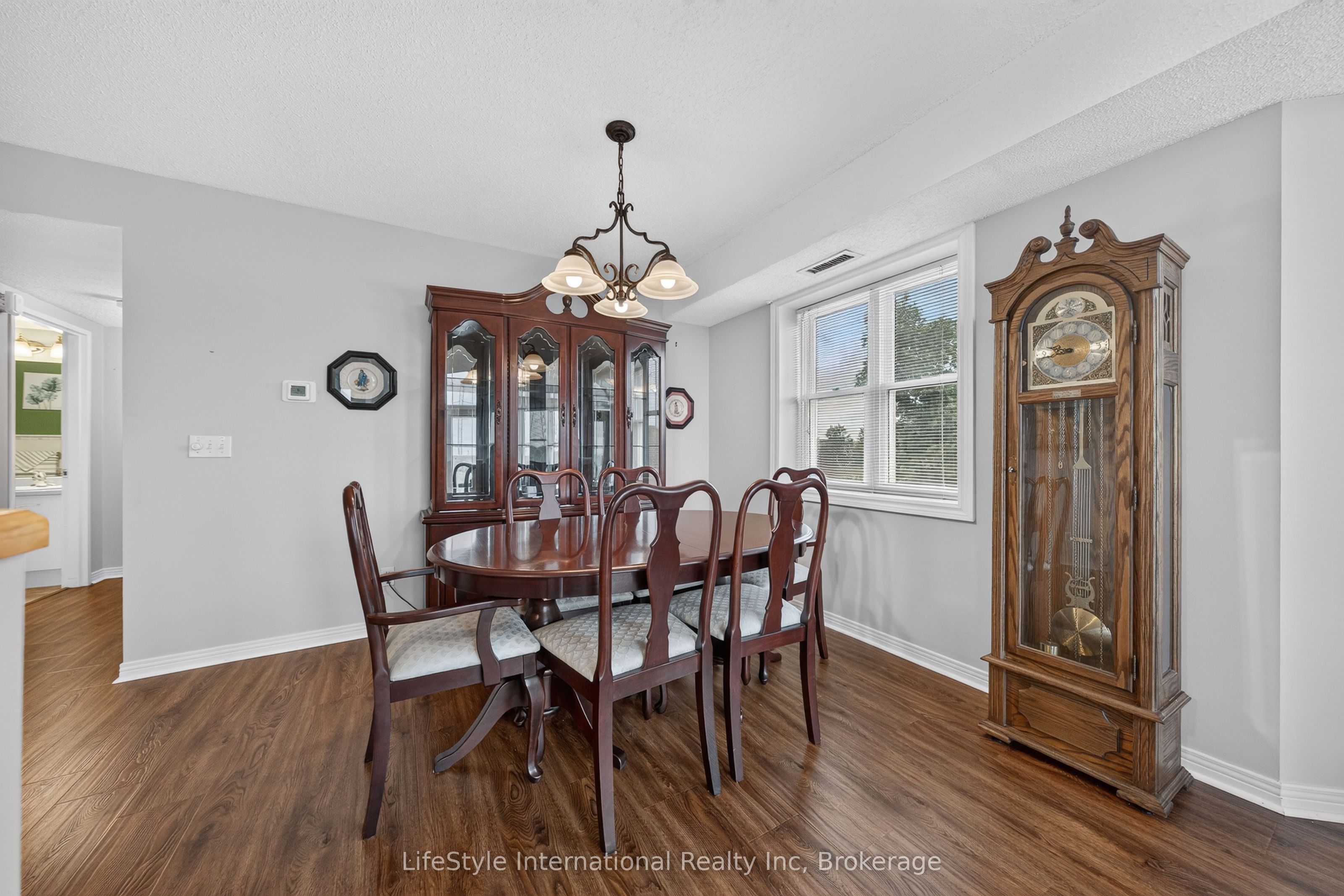 208 Silvercreek Parkway N 307 Property Photo 13