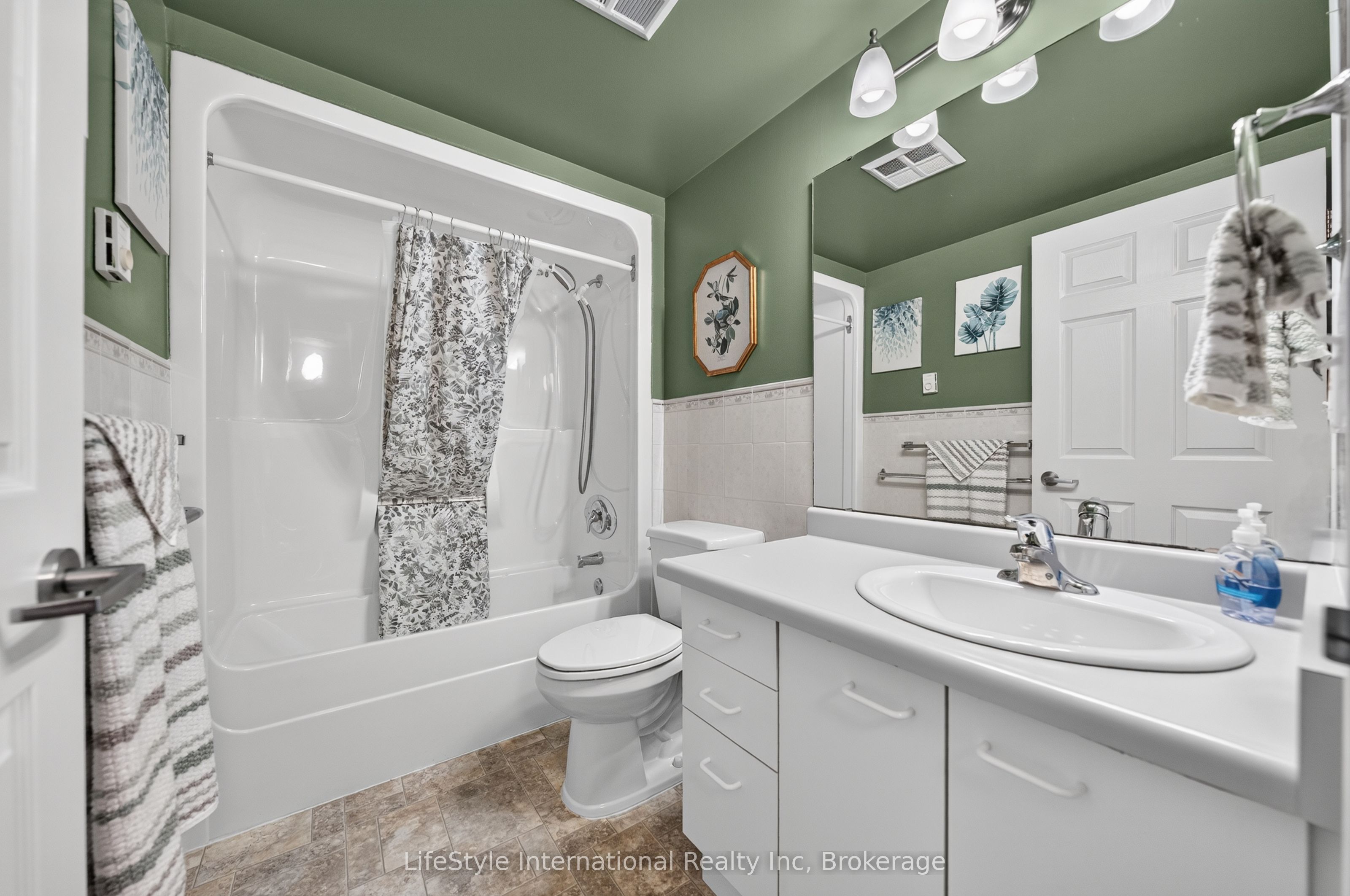 208 Silvercreek Parkway N 307 Property Photo 27